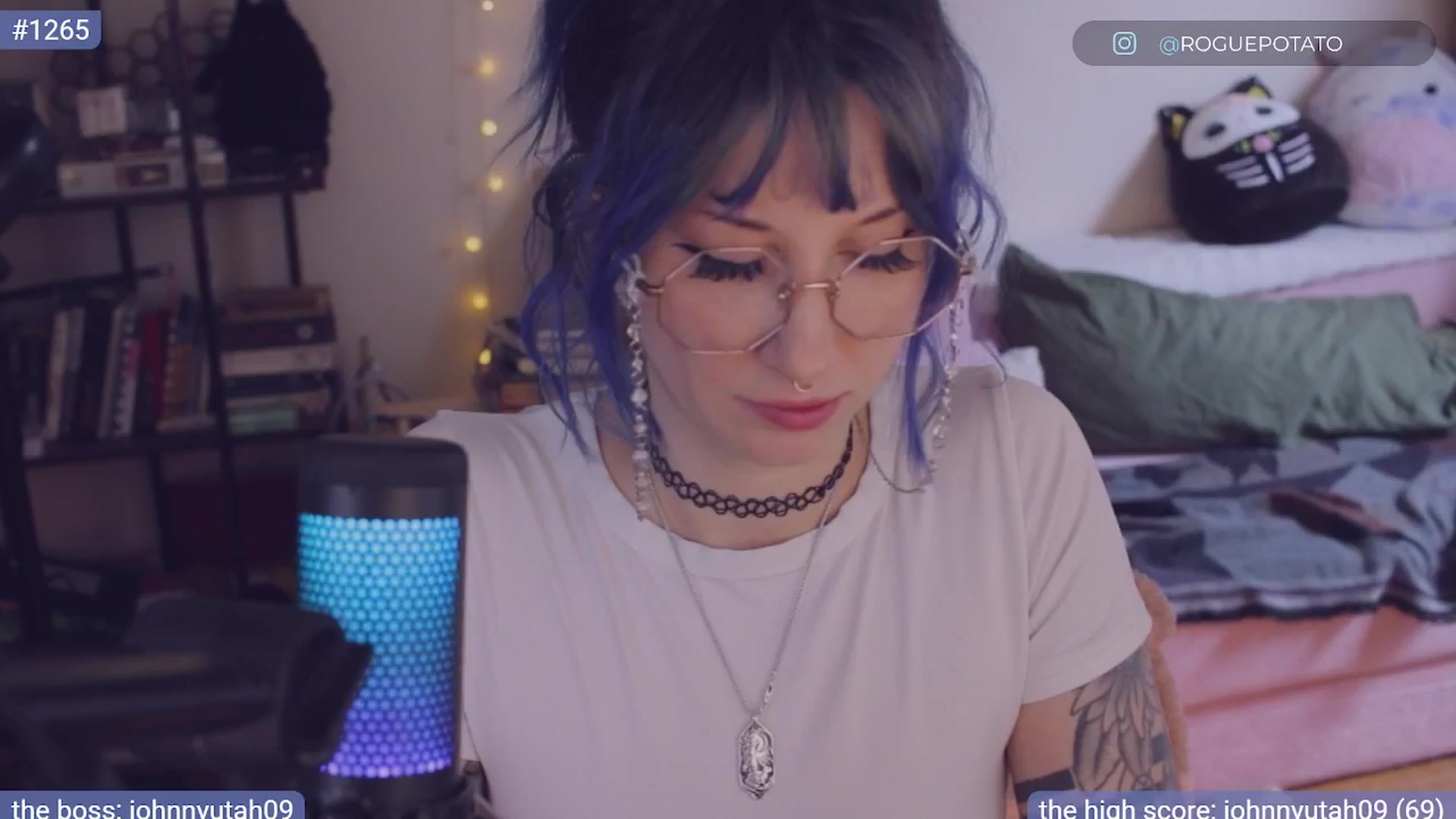 Gallery image thumbnail from sluttypotato's myfreecams stream on, 11/10/2025, 19:55 image 1 of 20