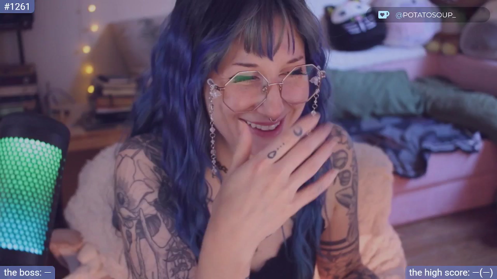 Gallery image thumbnail from sluttypotato's myfreecams stream on, 11/11/2025, 19:06 image 2 of 20