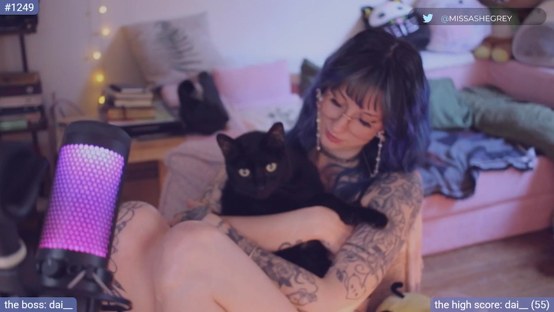 Gallery image thumbnail from sluttypotato's myfreecams stream on, 11/11/2025, 19:06 image 19 of 20