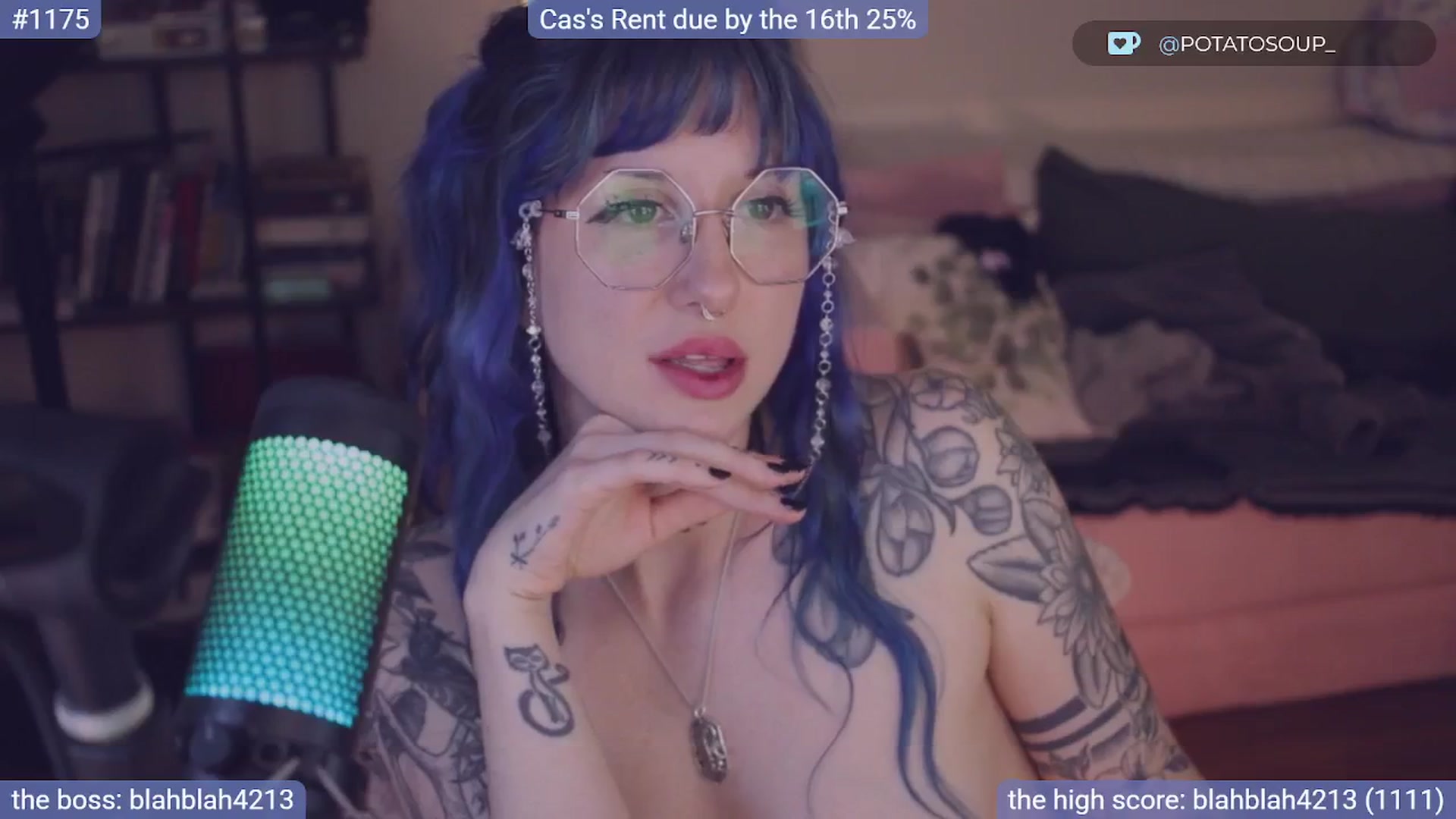 Gallery image thumbnail from sluttypotato's myfreecams stream on, 11/15/2025, 03:11 image 17 of 20