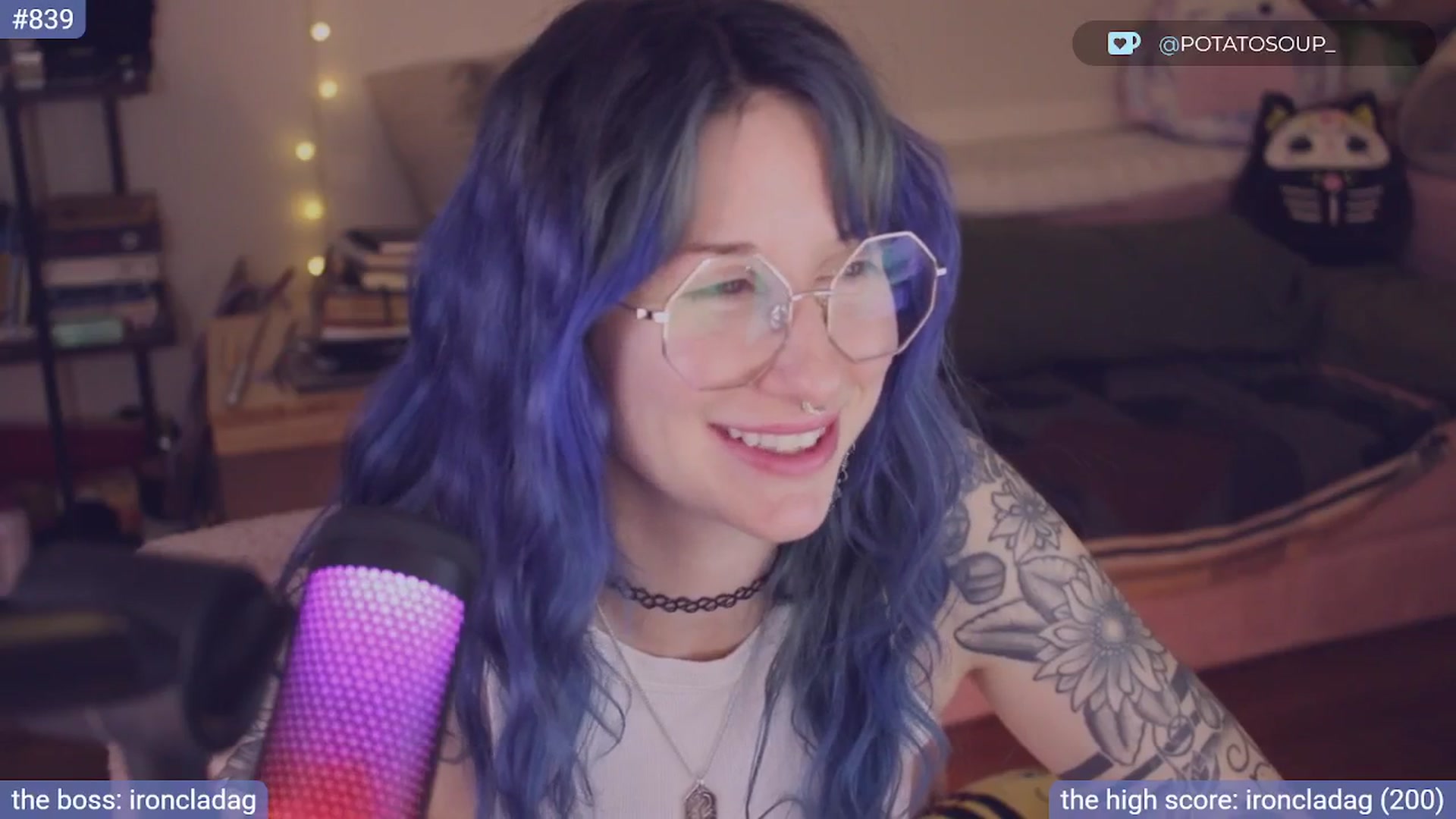 Gallery image thumbnail from sluttypotato's myfreecams stream on, 11/22/2025, 01:44 image 19 of 20