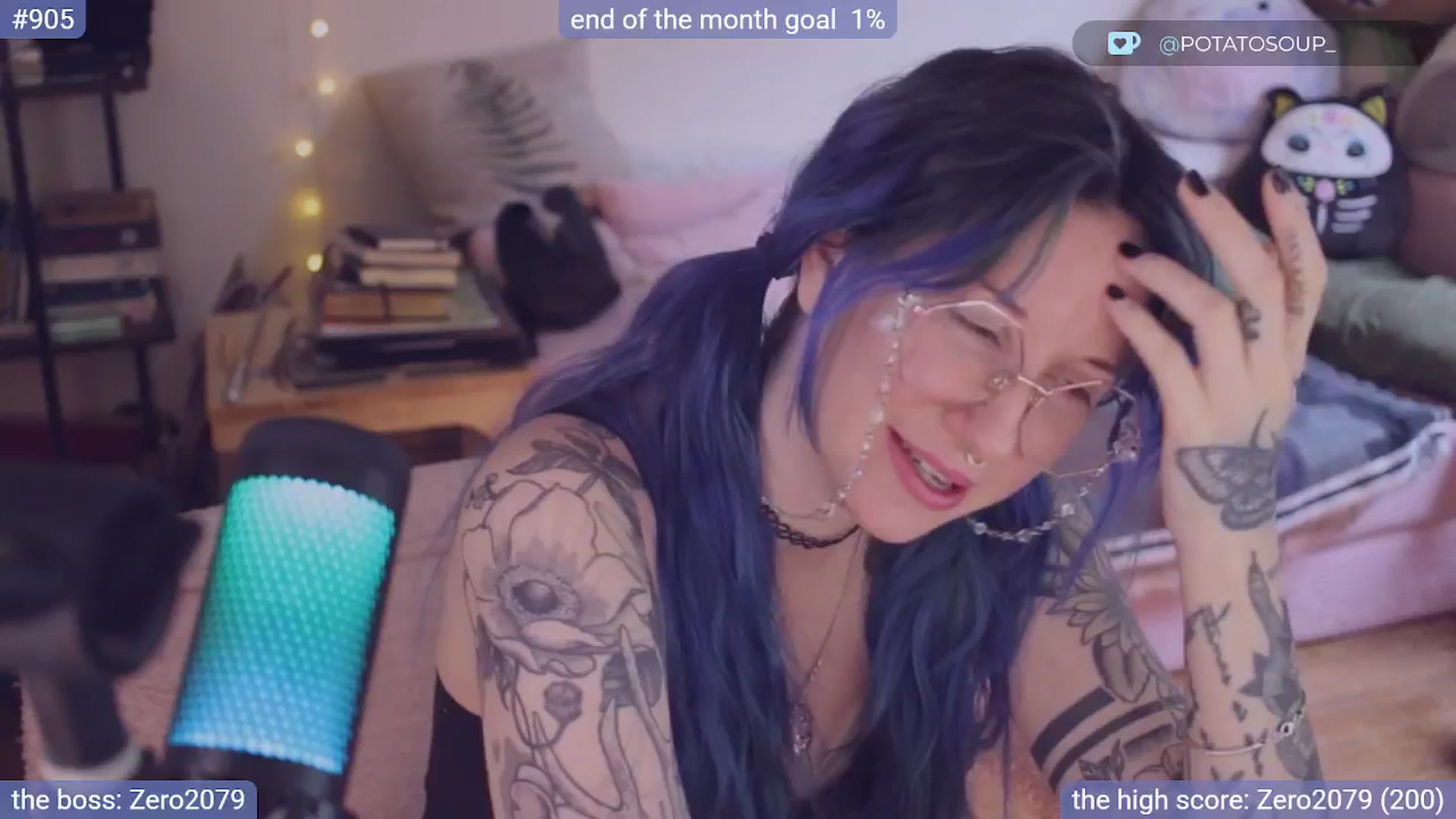Gallery image thumbnail from sluttypotato's myfreecams stream on, 11/23/2025, 21:13 image 17 of 20