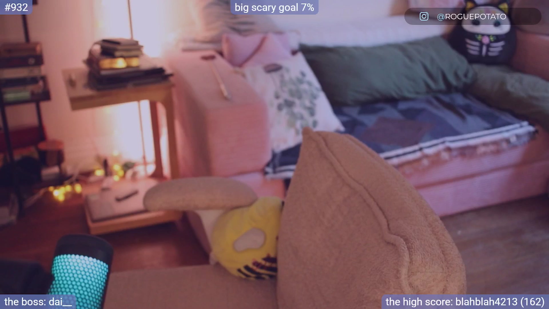 Gallery image thumbnail from sluttypotato's myfreecams stream on, 11/30/2025, 21:58 image 17 of 20