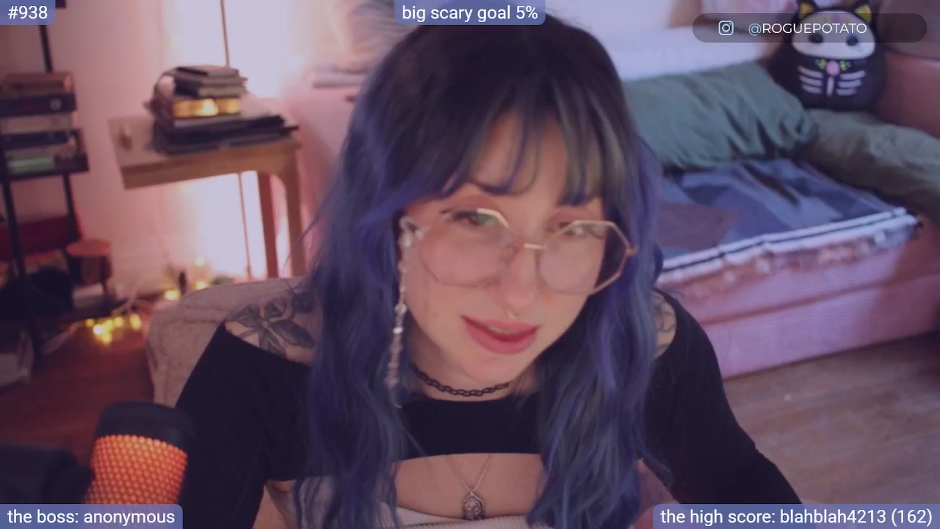 Gallery image thumbnail from sluttypotato's myfreecams stream on, 11/30/2025, 21:58 image 7 of 20