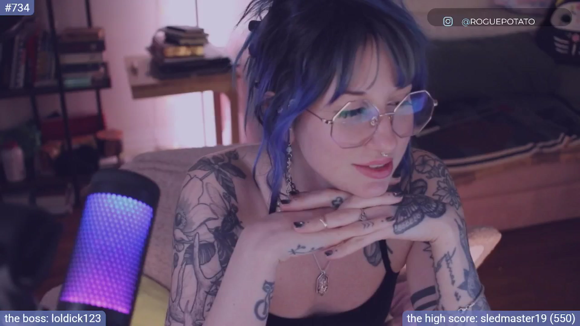 Gallery image thumbnail from sluttypotato's myfreecams stream on, 12/02/2025, 01:39 image 12 of 20