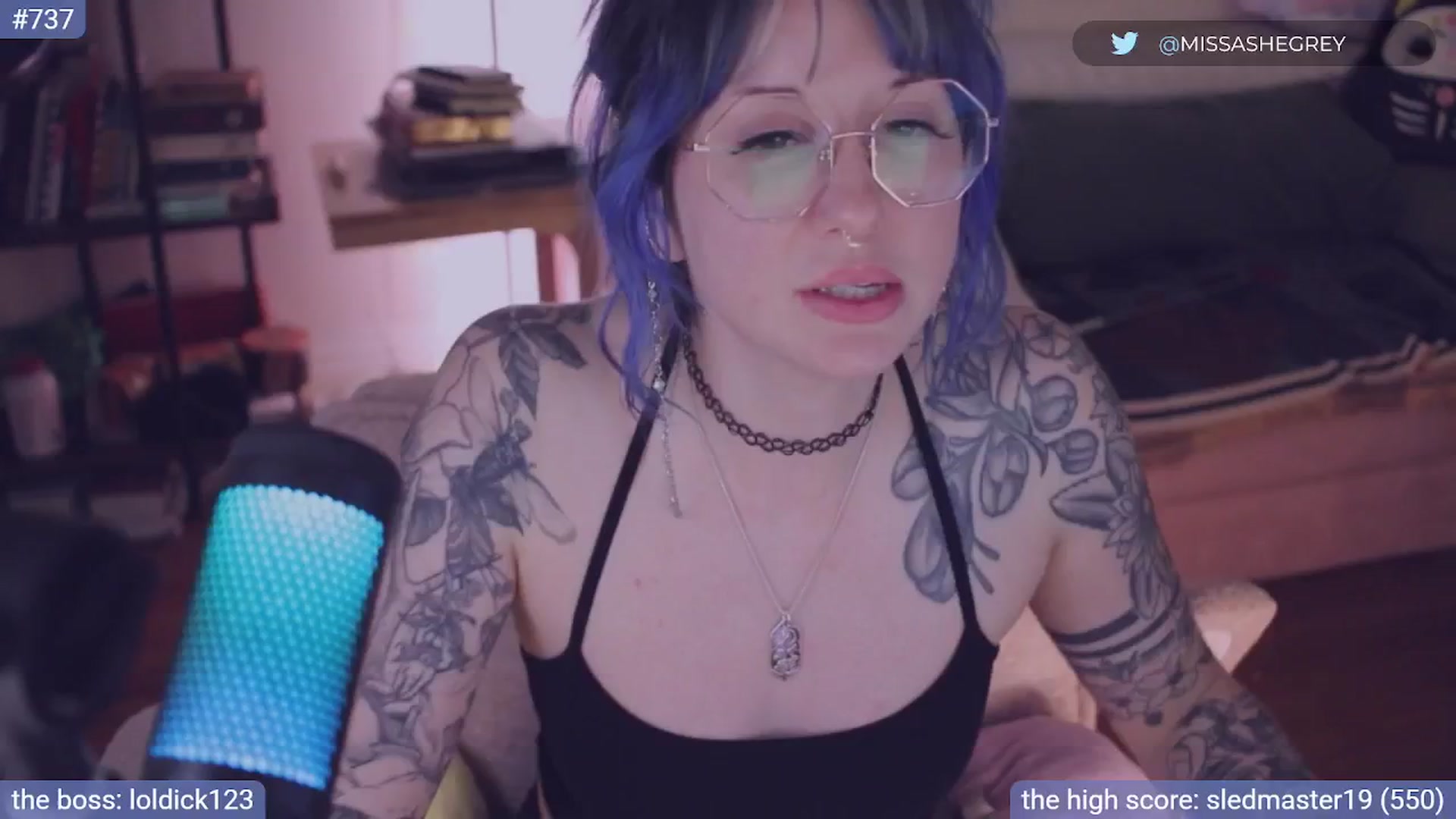 Gallery image thumbnail from sluttypotato's myfreecams stream on, 12/02/2025, 01:39 image 13 of 20