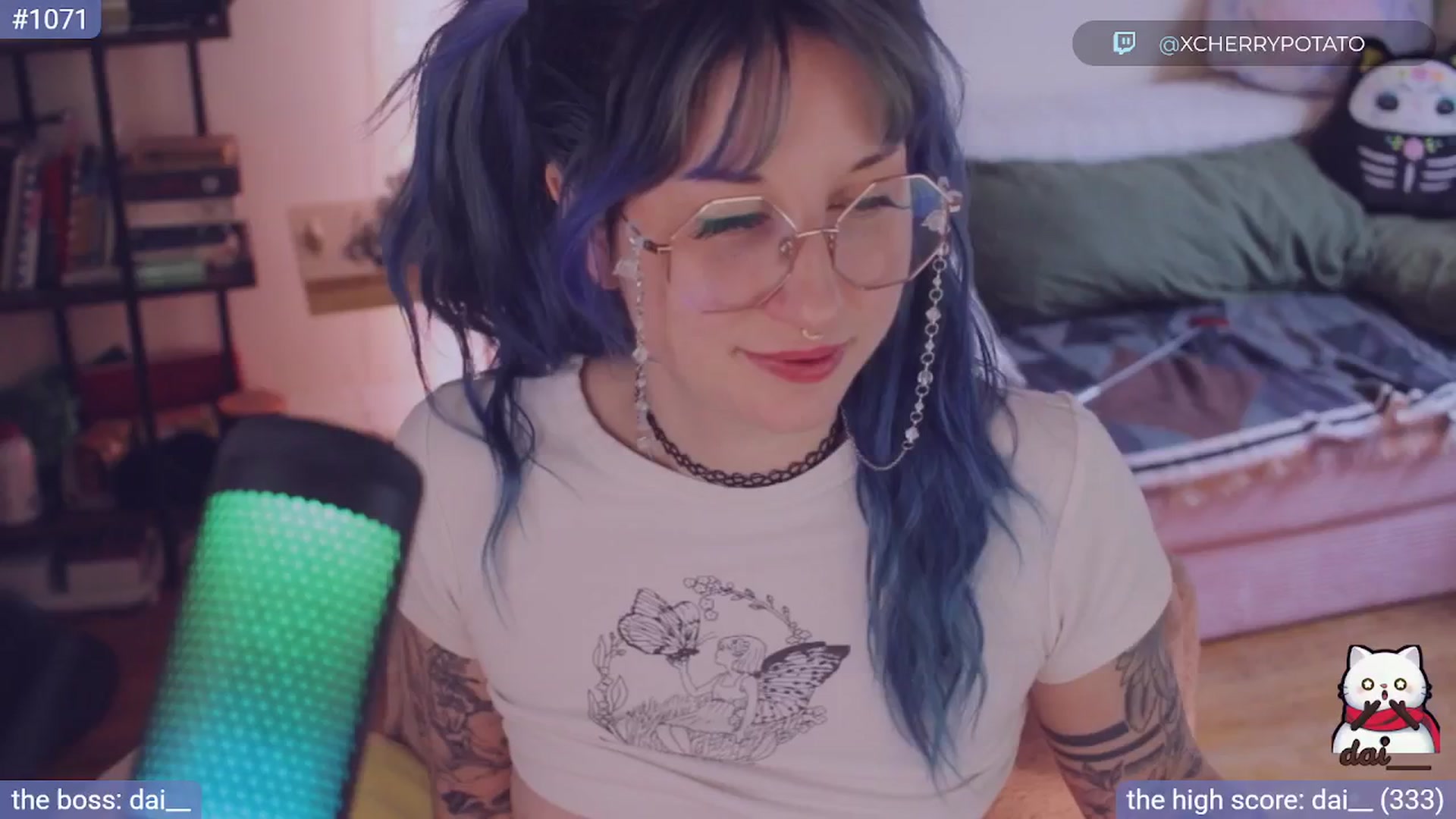 Gallery image thumbnail from sluttypotato's myfreecams stream on, 12/02/2025, 20:02 image 18 of 20