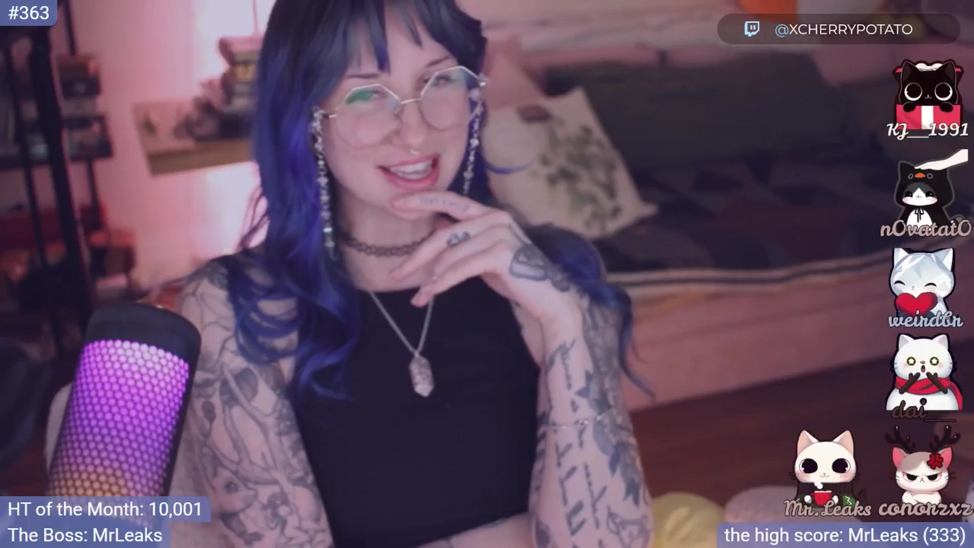 Gallery image thumbnail from sluttypotato's myfreecams stream on, 12/14/2025, 03:20 image 7 of 20