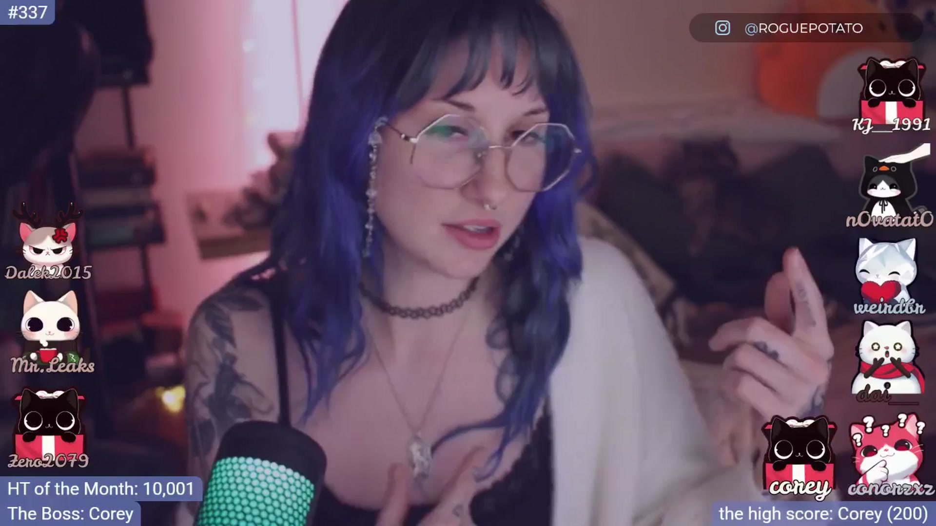 Gallery image thumbnail from sluttypotato's myfreecams stream on, 12/17/2025, 01:17 image 20 of 20