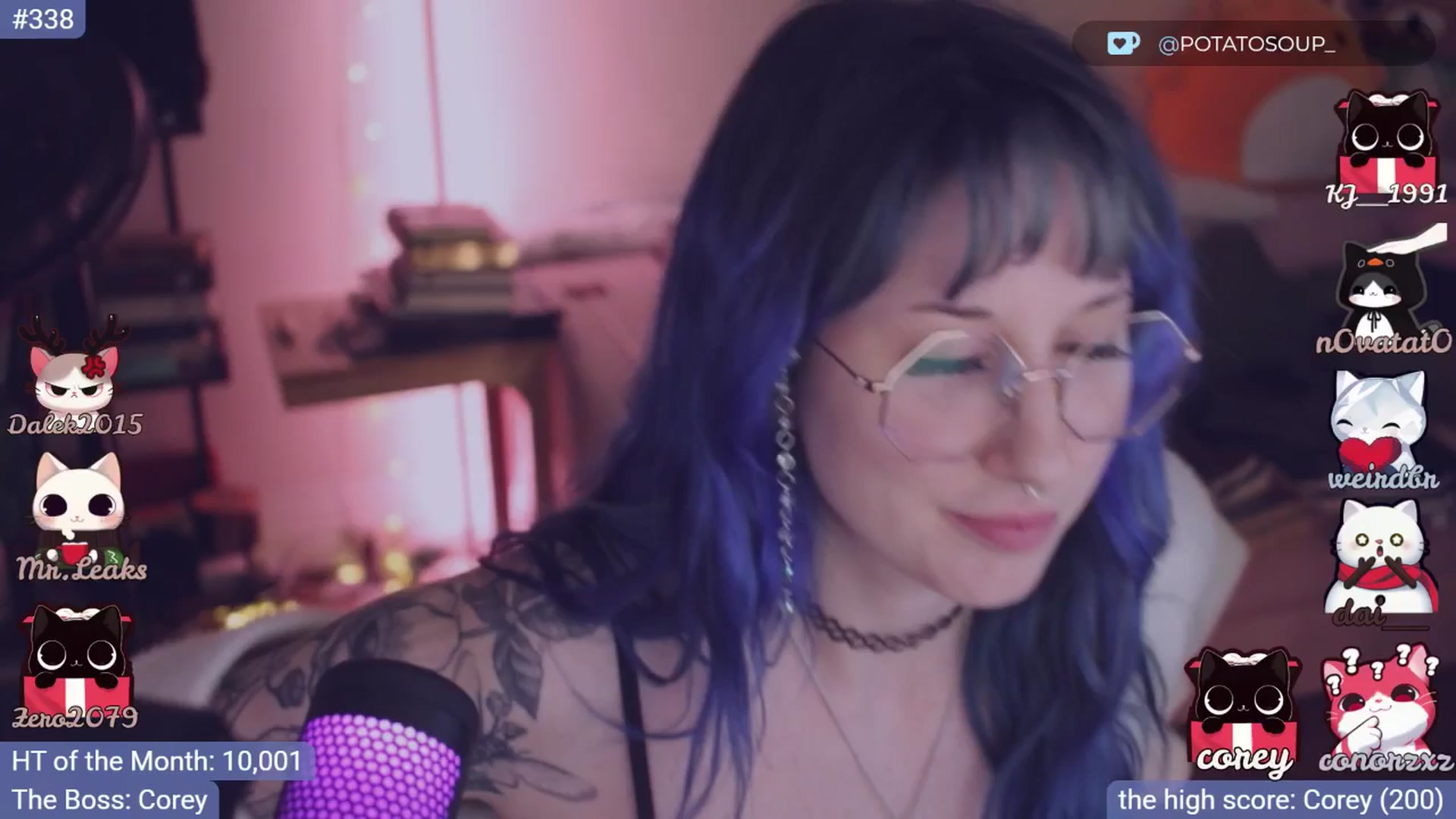 Gallery image thumbnail from sluttypotato's myfreecams stream on, 12/17/2025, 01:17 image 10 of 20