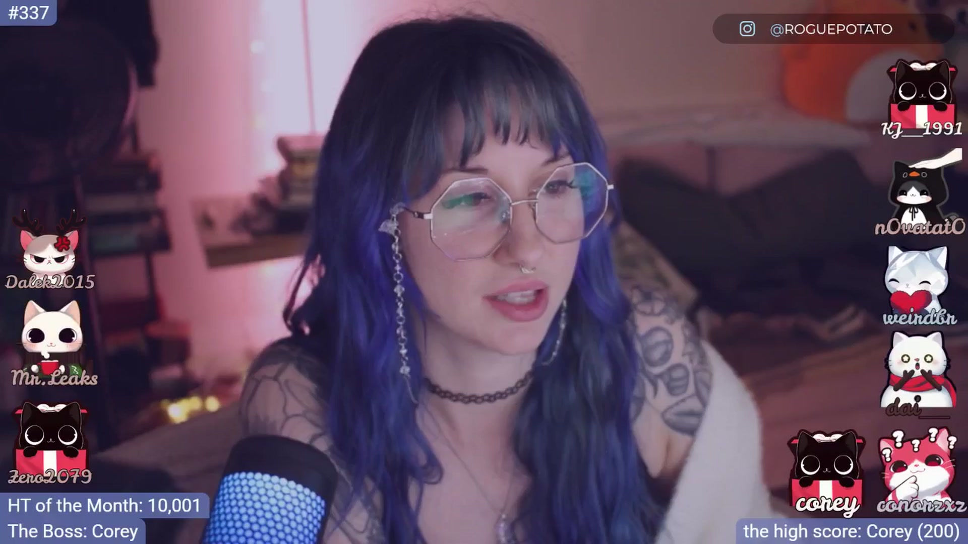Gallery image thumbnail from sluttypotato's myfreecams stream on, 12/17/2025, 01:17 image 15 of 20