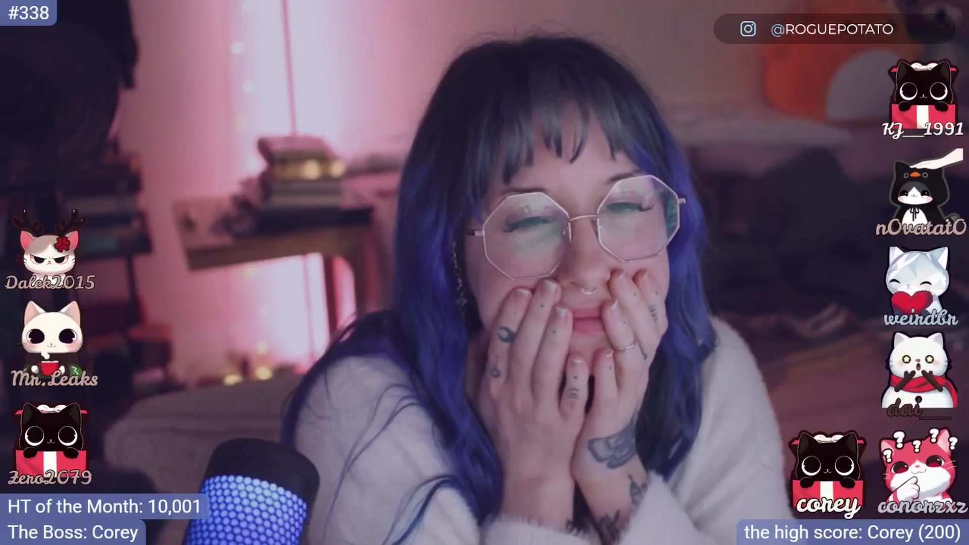 Gallery image thumbnail from sluttypotato's myfreecams stream on, 12/17/2025, 01:17 image 7 of 20
