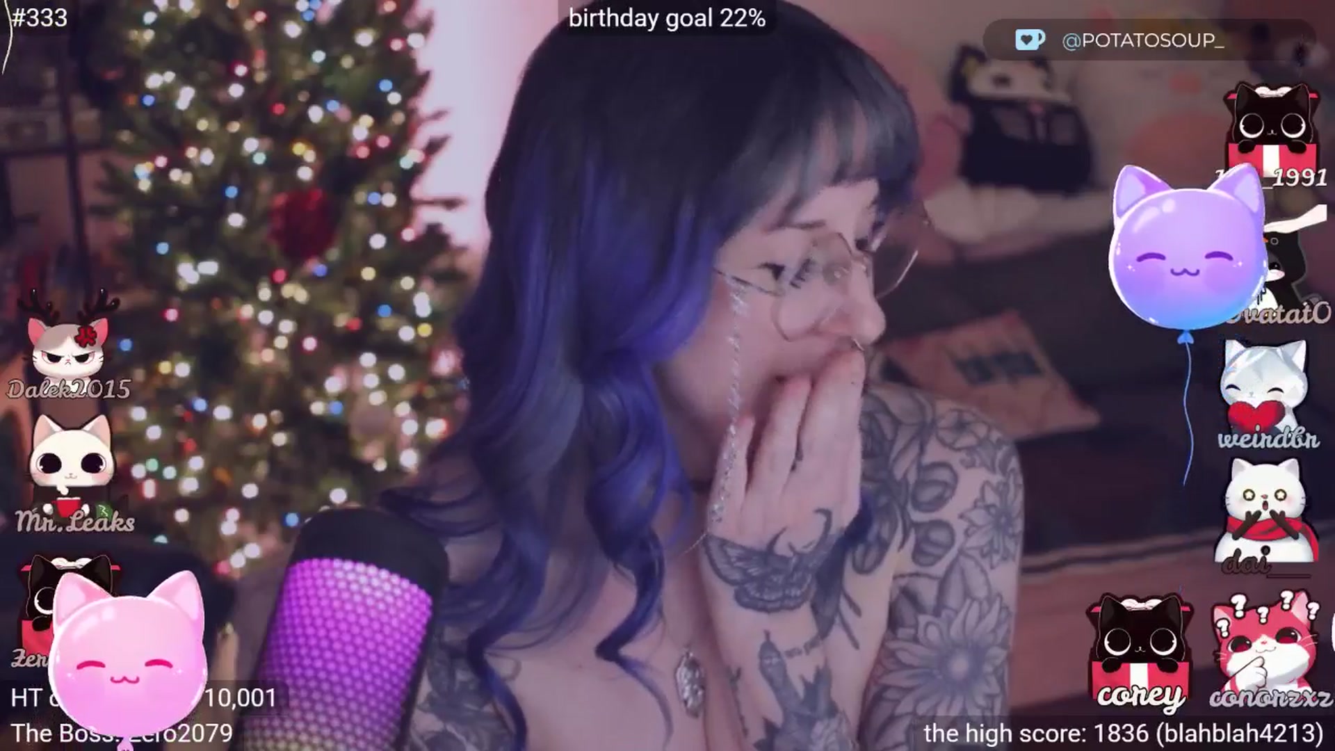 Gallery image thumbnail from sluttypotato's myfreecams stream on, 12/20/2025, 03:21 image 7 of 20
