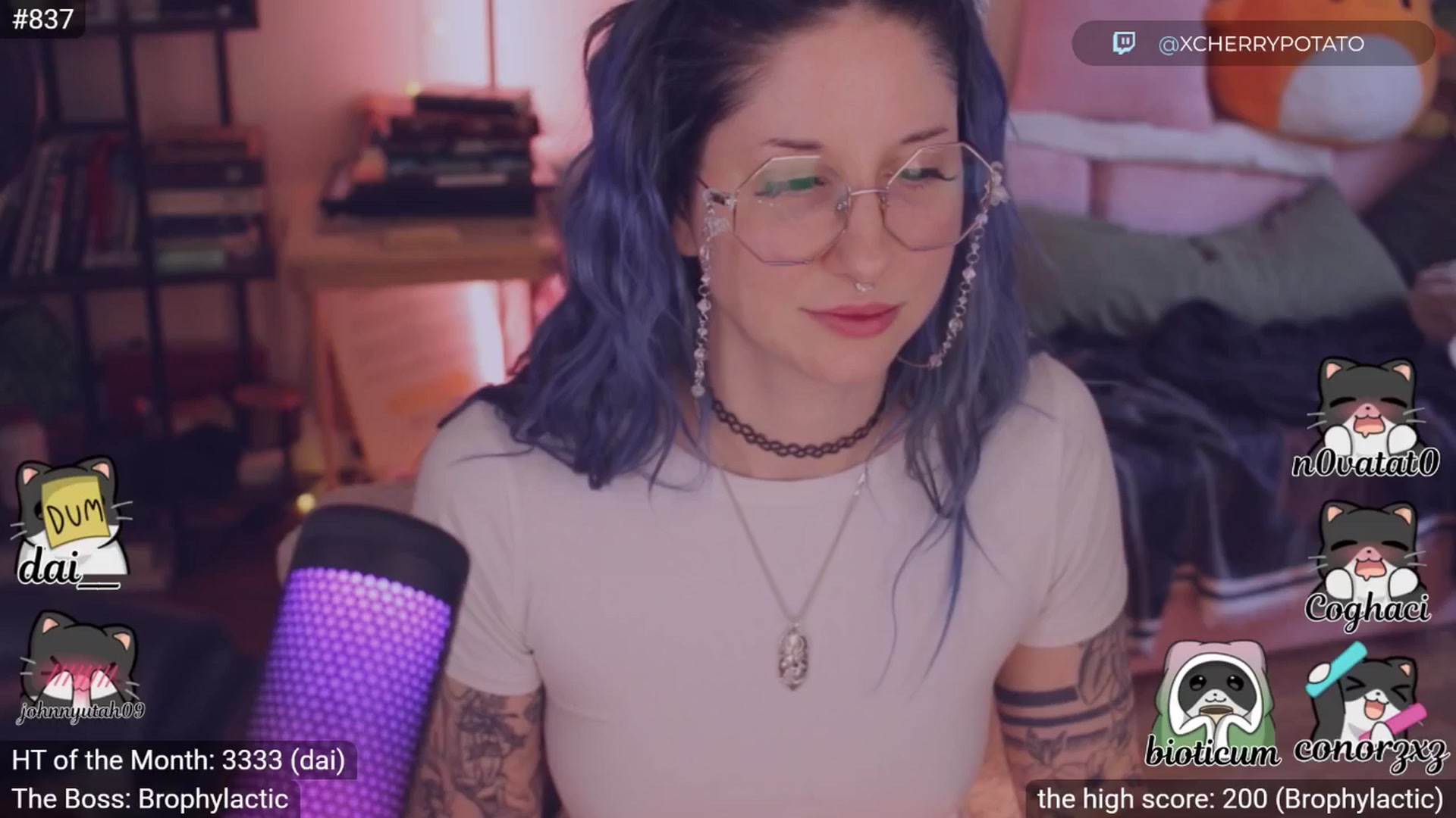 Gallery image thumbnail from sluttypotato's myfreecams stream on, 01/11/2026, 24:01 image 13 of 20