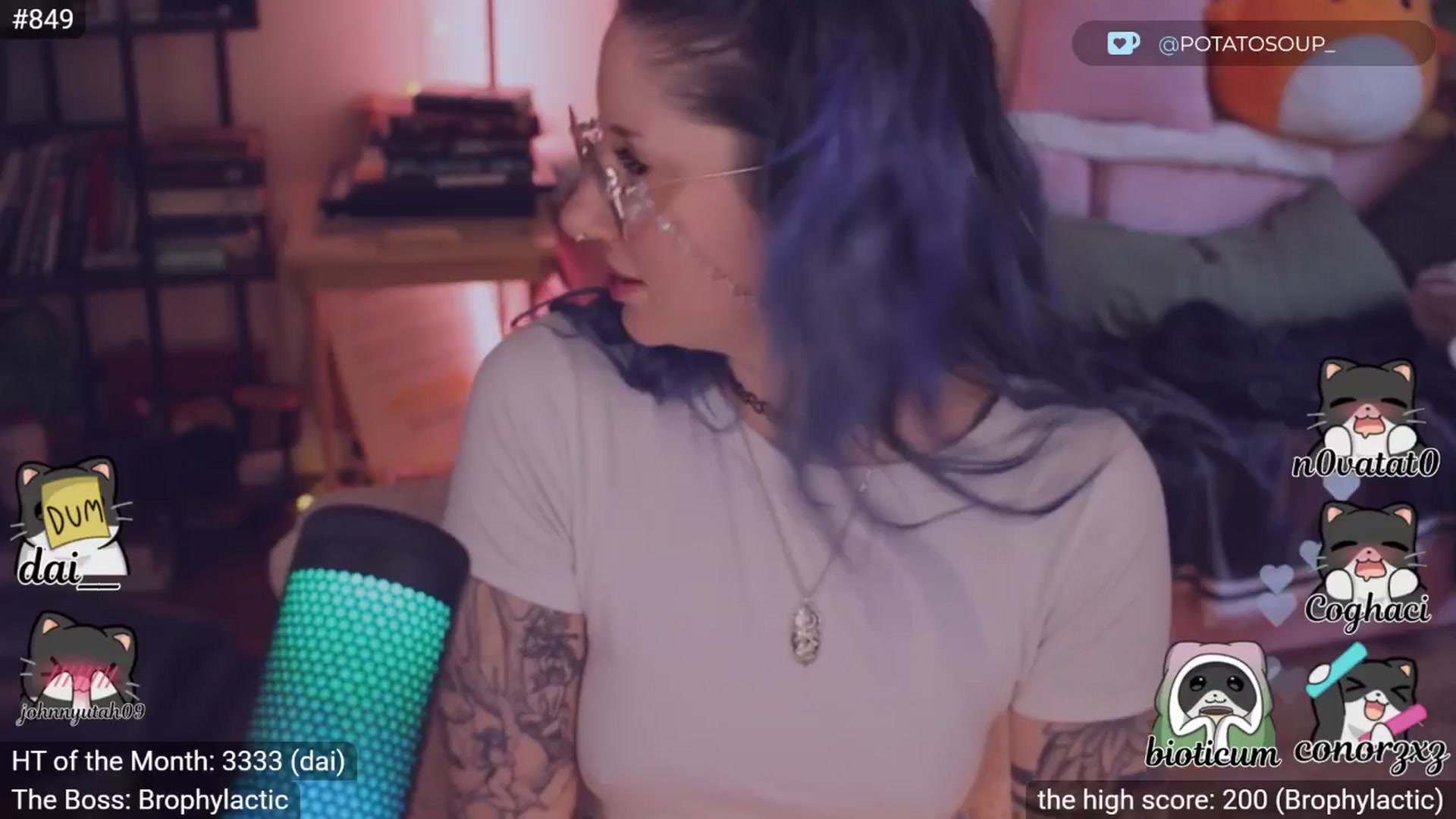 Gallery image thumbnail from sluttypotato's myfreecams stream on, 01/11/2026, 24:01 image 12 of 20