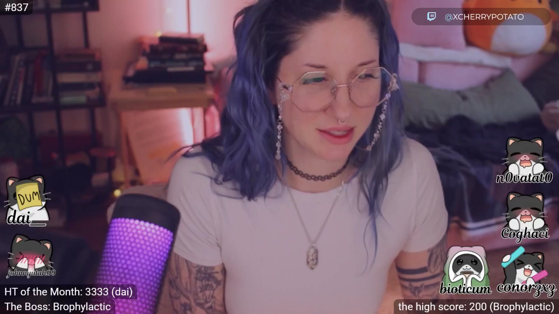 Gallery image thumbnail from sluttypotato's myfreecams stream on, 01/11/2026, 24:01 image 18 of 20