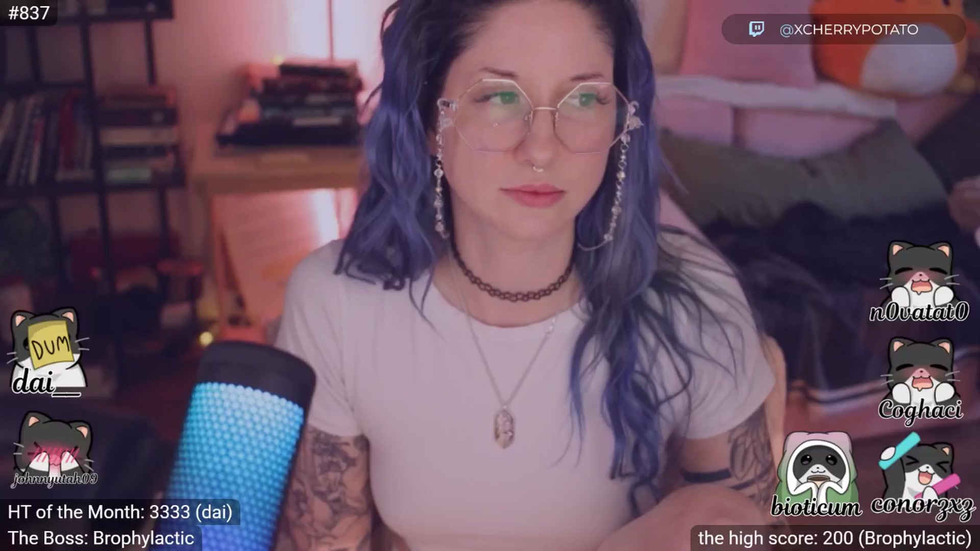 Gallery image thumbnail from sluttypotato's myfreecams stream on, 01/11/2026, 24:46 image 3 of 20
