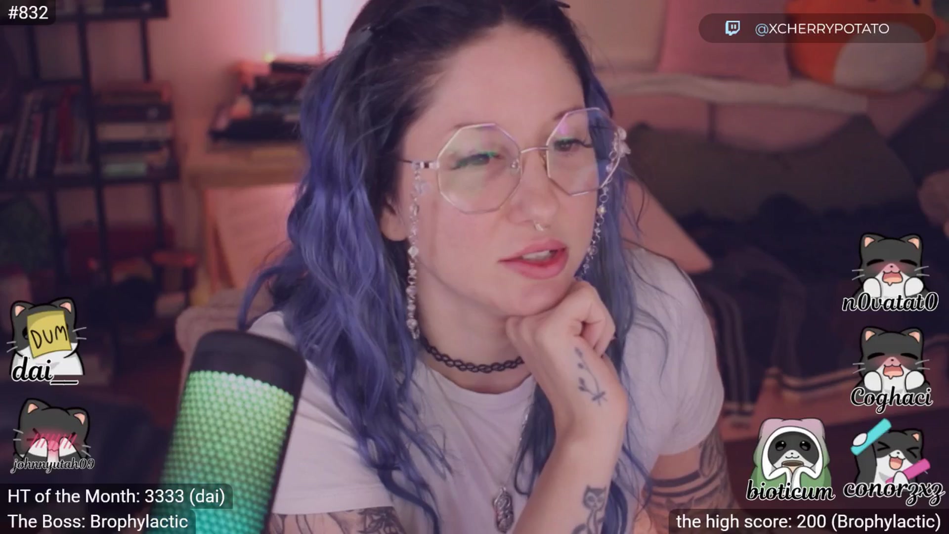 Gallery image thumbnail from sluttypotato's myfreecams stream on, 01/11/2026, 24:46 image 19 of 20