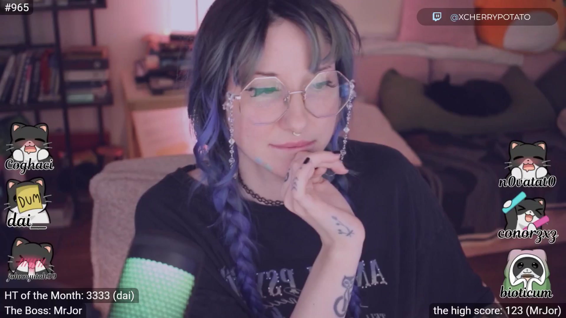 Gallery image thumbnail from sluttypotato's myfreecams stream on, 01/13/2026, 01:24 image 12 of 20
