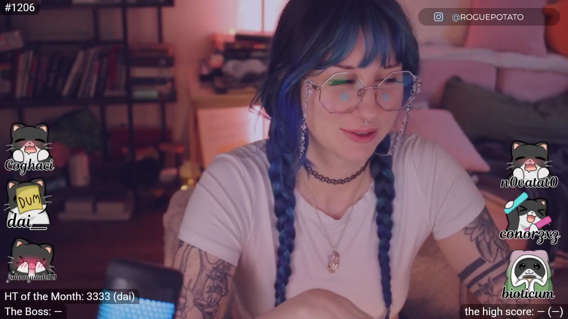 Gallery image thumbnail from sluttypotato's myfreecams stream on, 01/16/2026, 02:39 image 3 of 20