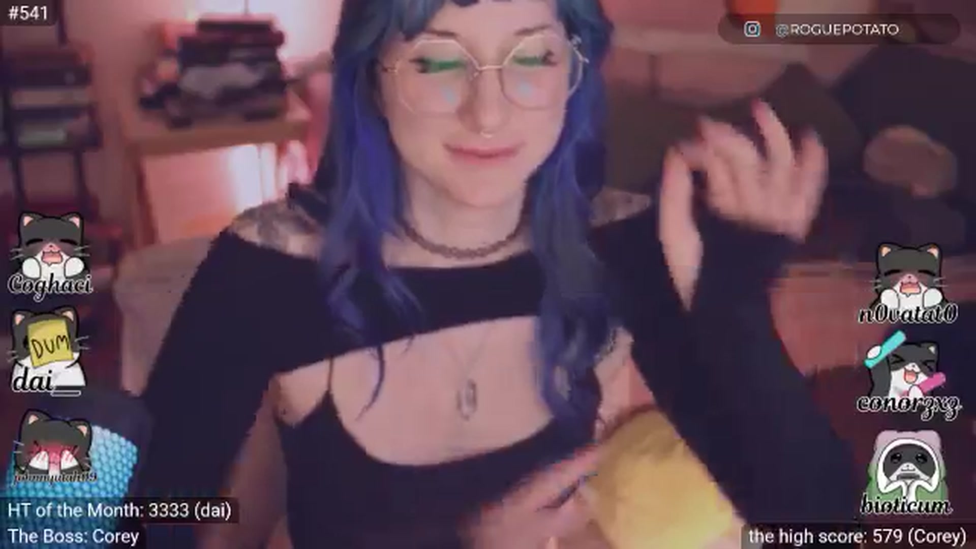 Gallery image thumbnail from sluttypotato's myfreecams stream on, 01/17/2026, 02:32 image 19 of 20