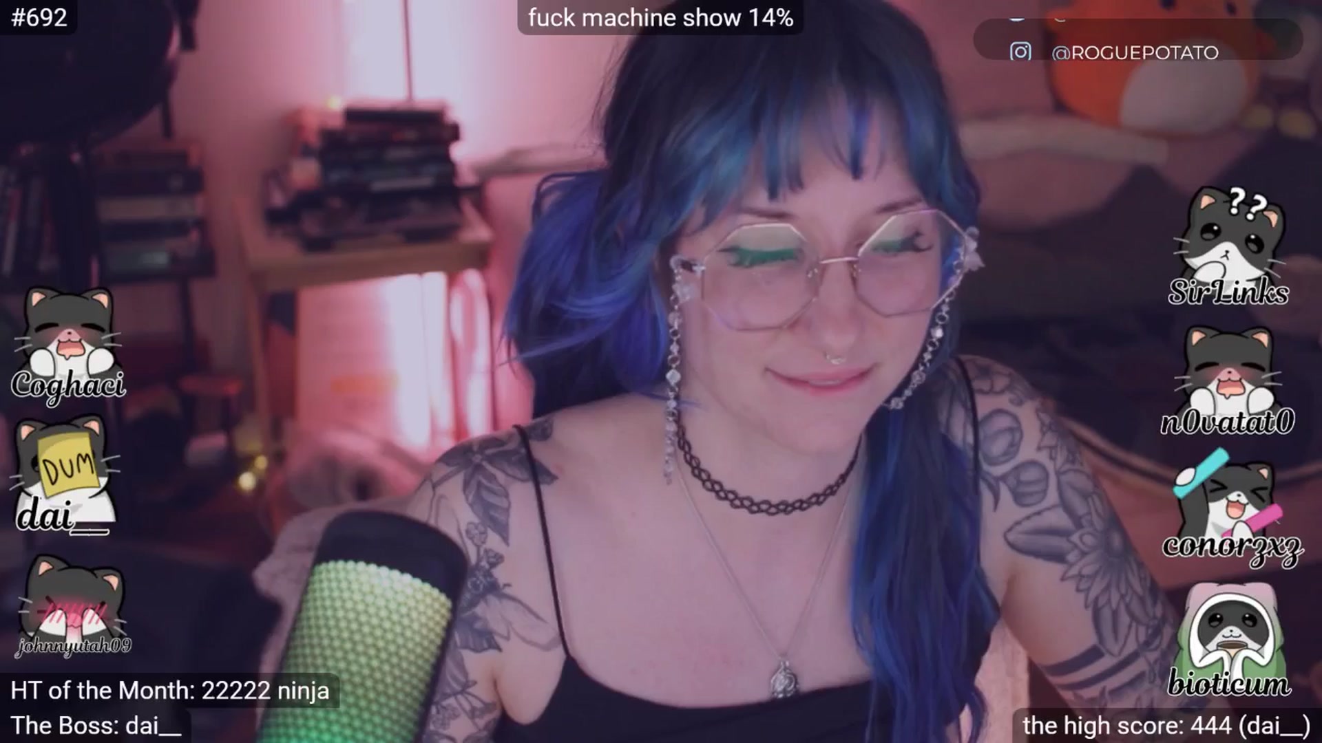 Gallery image thumbnail from sluttypotato's myfreecams stream on, 01/24/2026, 02:03 image 18 of 20