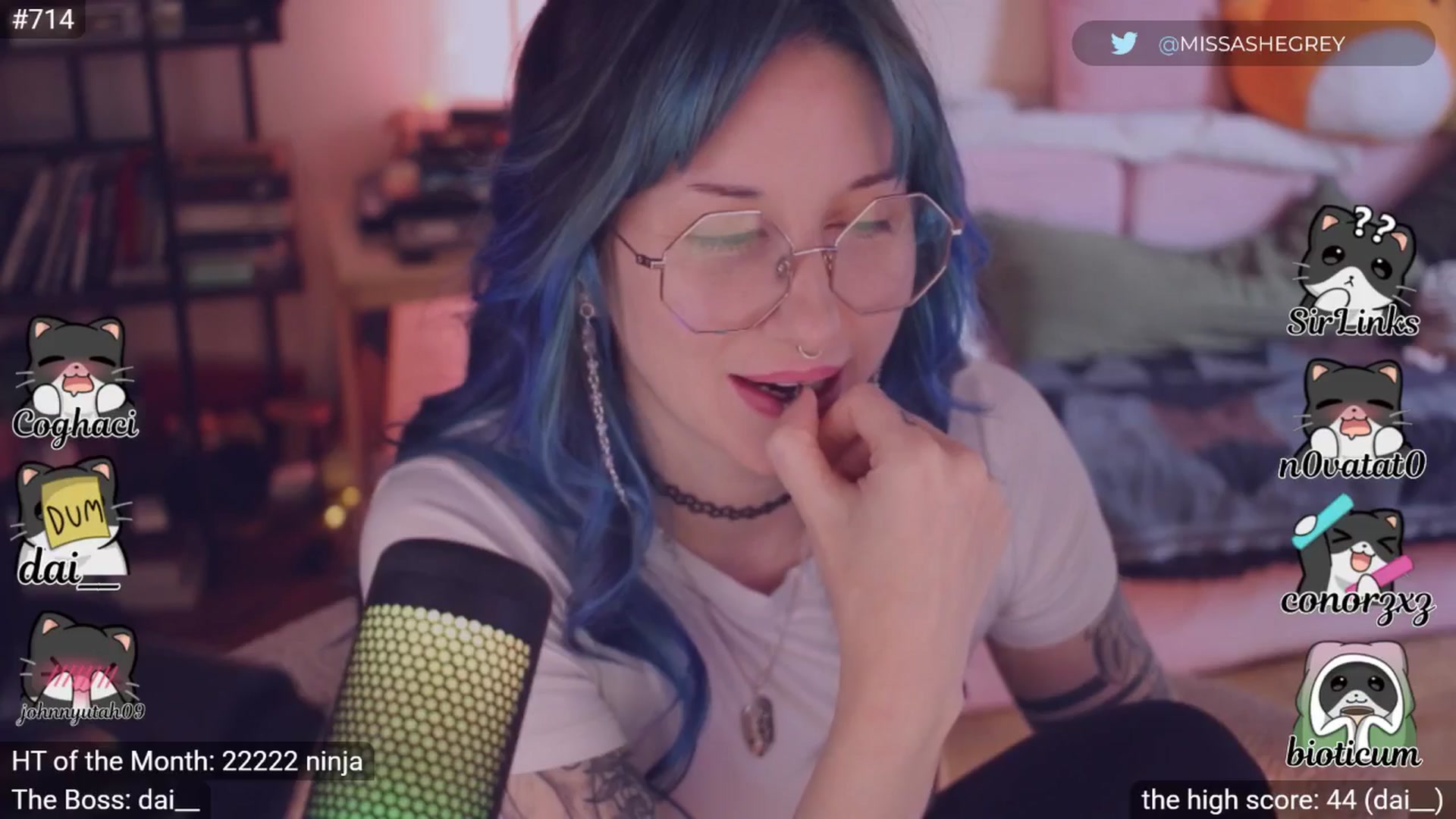 Gallery image thumbnail from sluttypotato's myfreecams stream on, 02/01/2026, 24:01 image 10 of 20