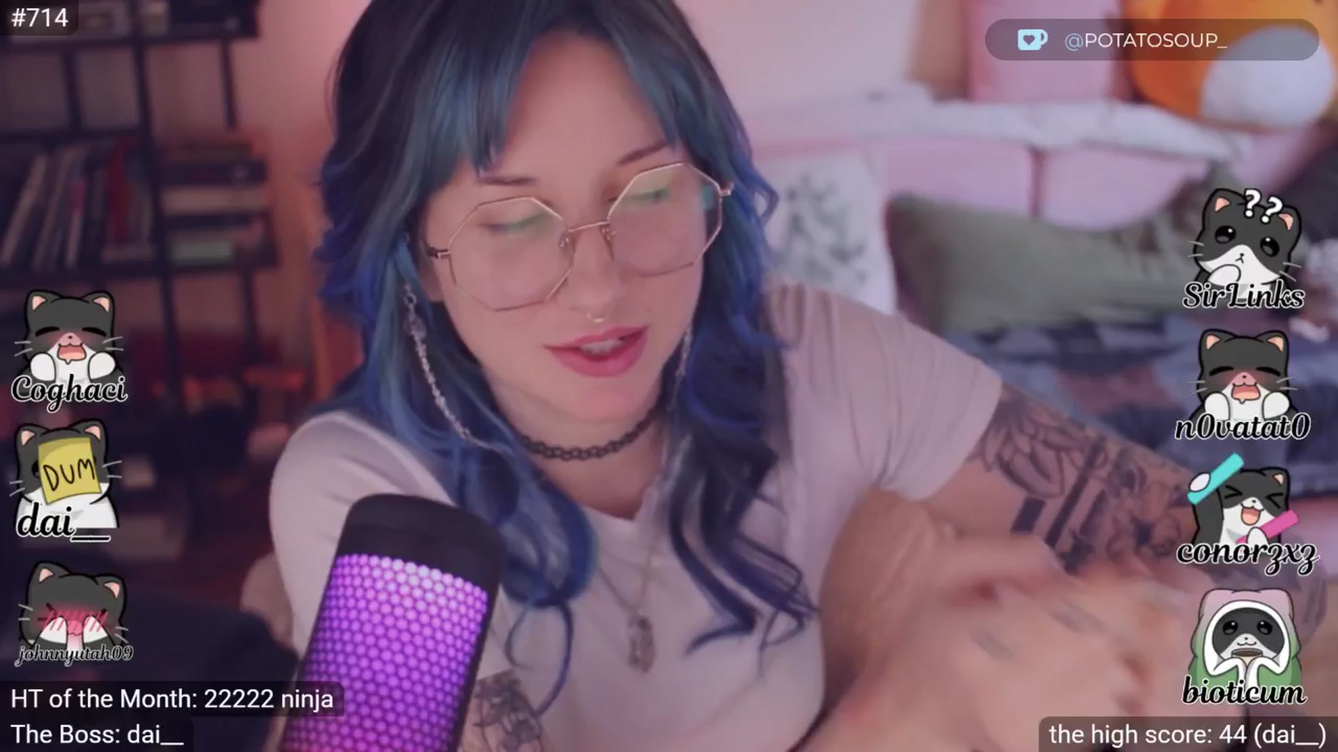 Gallery image thumbnail from sluttypotato's myfreecams stream on, 02/01/2026, 24:01 image 8 of 20