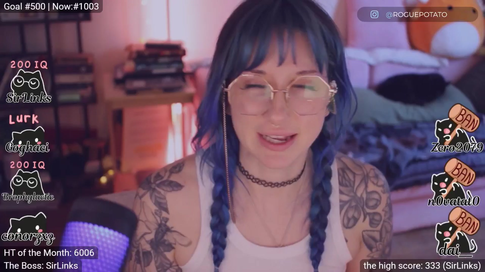 Gallery image thumbnail from sluttypotato's myfreecams stream on, 02/11/2026, 20:24 image 19 of 20