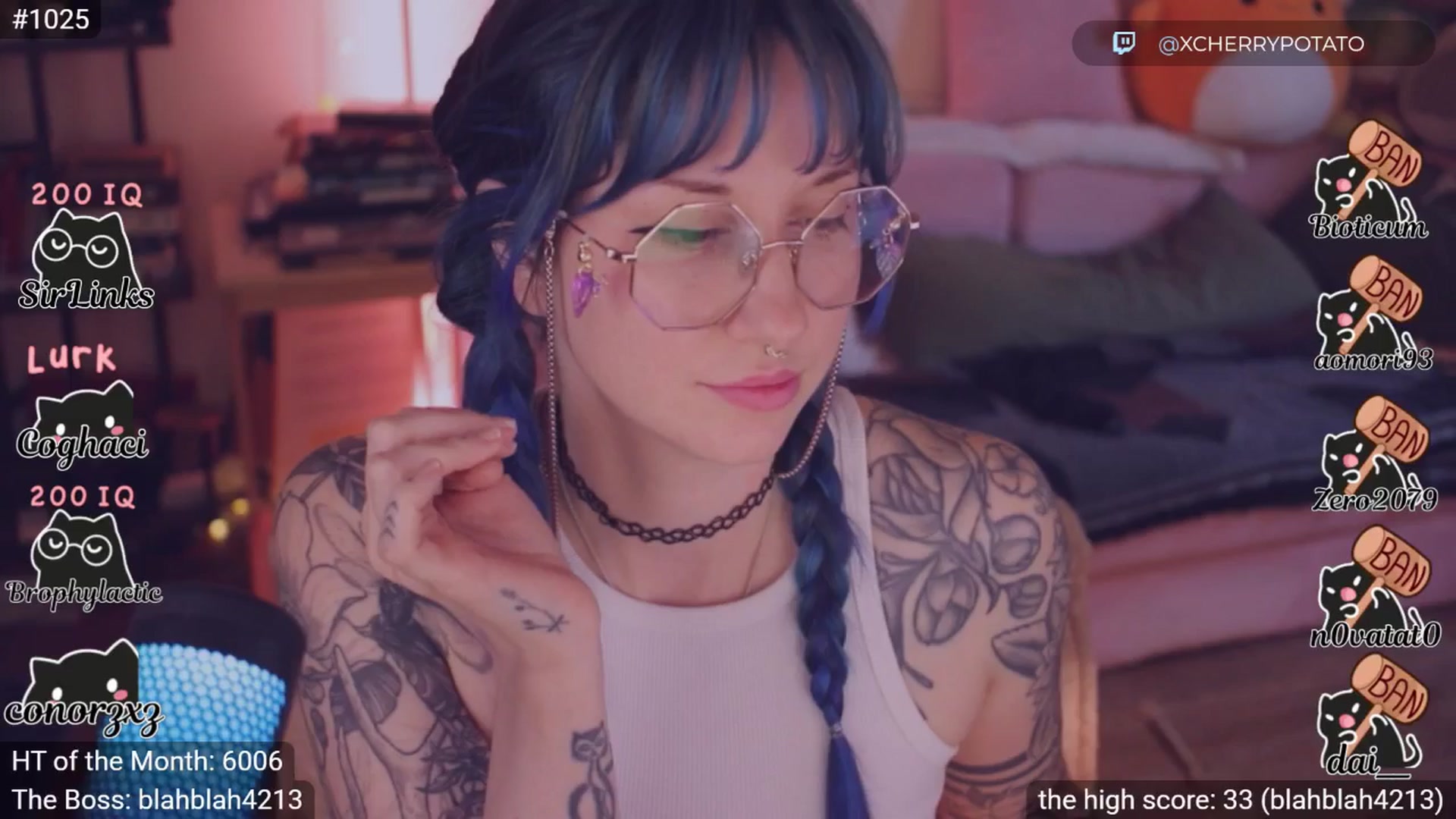 Gallery image thumbnail from sluttypotato's myfreecams stream on, 02/13/2026, 01:16 image 16 of 20