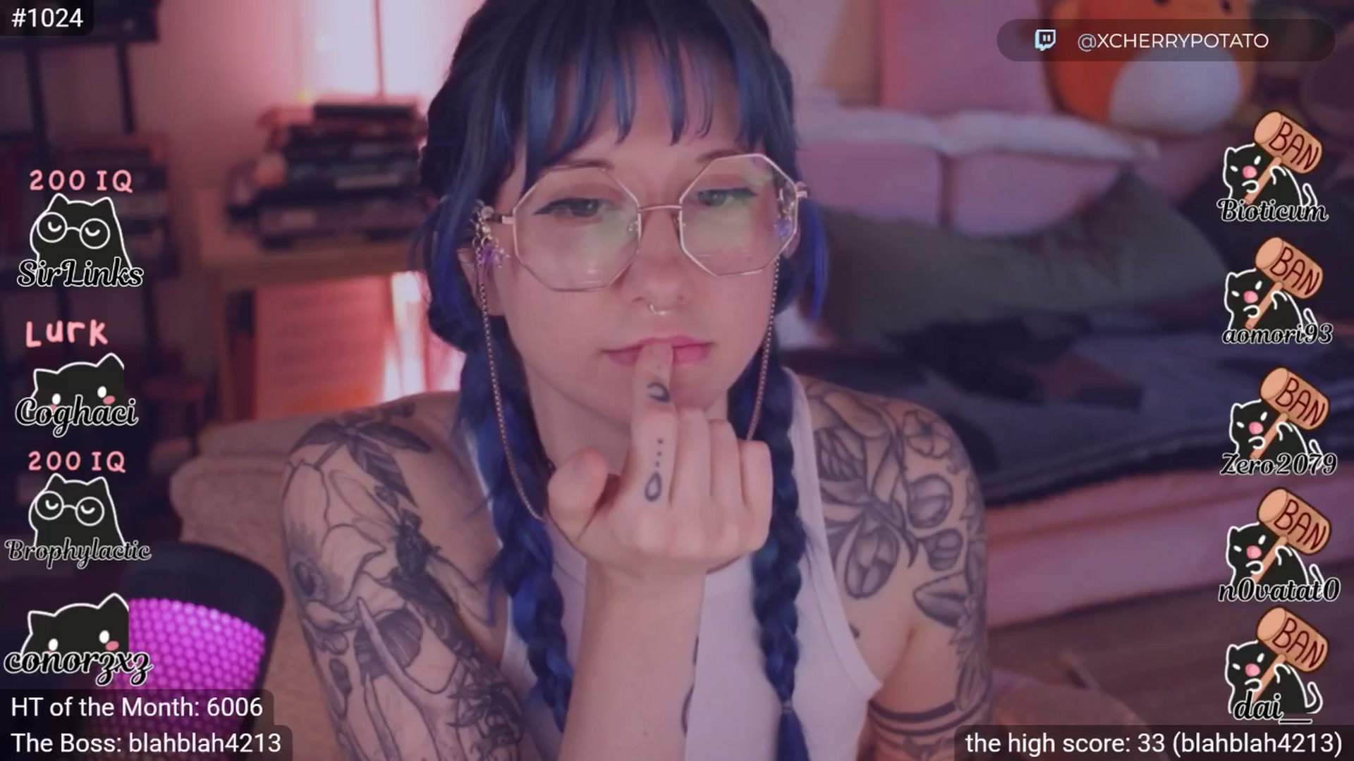 Gallery image thumbnail from sluttypotato's myfreecams stream on, 02/13/2026, 01:16 image 15 of 20