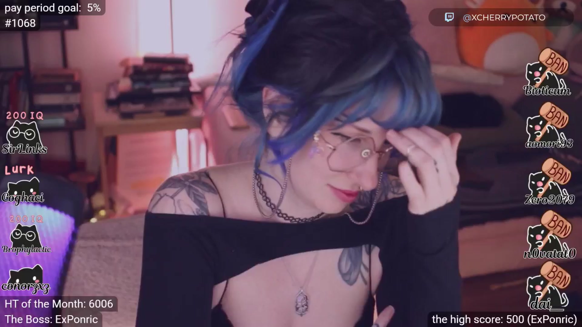 Gallery image thumbnail from sluttypotato's myfreecams stream on, 02/14/2026, 02:04 image 19 of 20