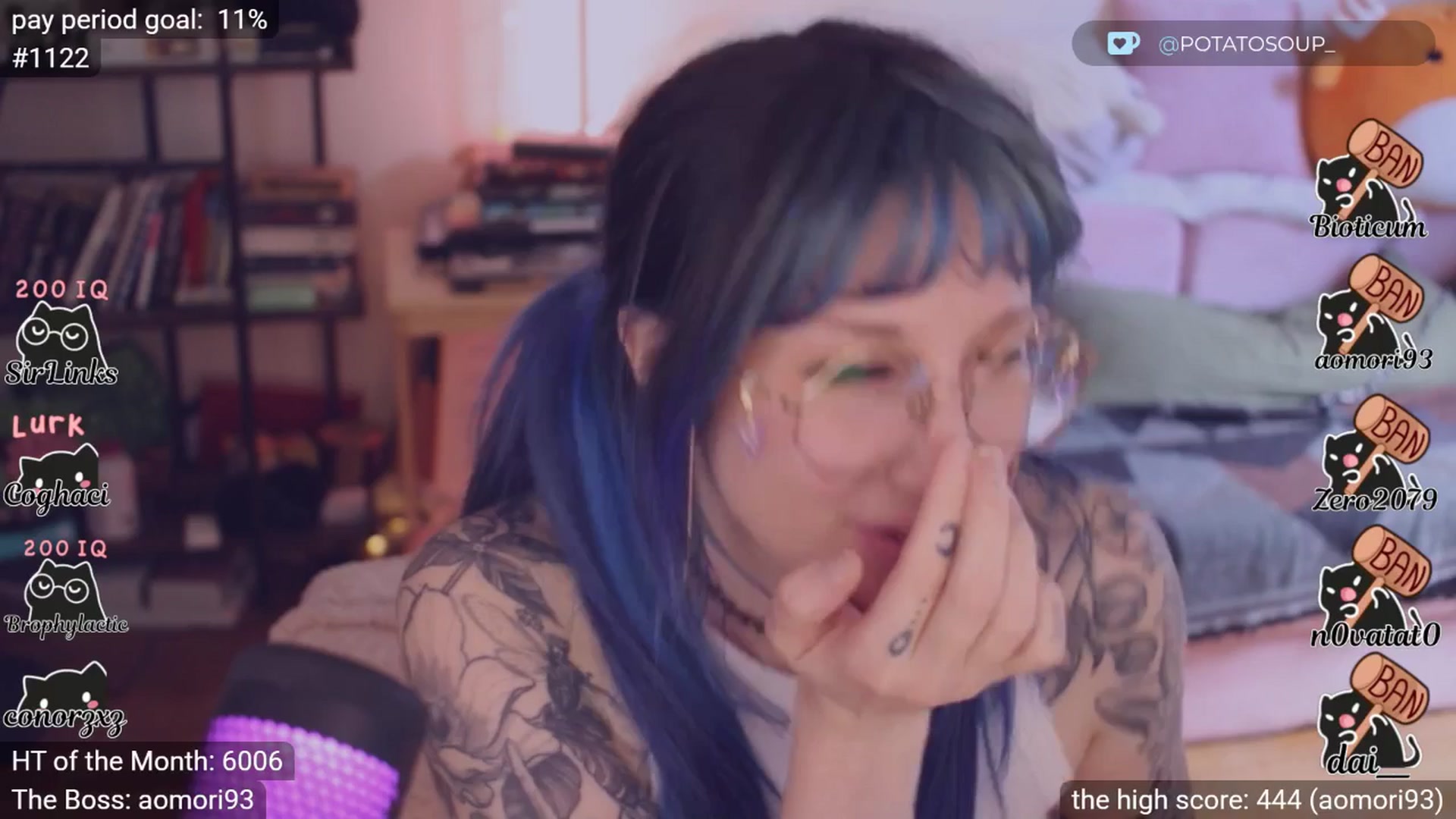 Gallery image thumbnail from sluttypotato's myfreecams stream on, 02/14/2026, 21:03 image 19 of 20