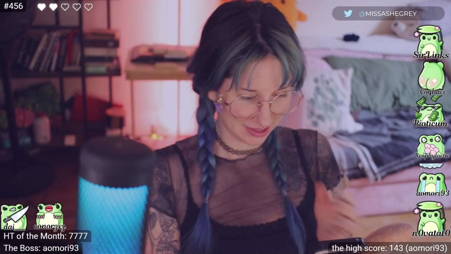 Gallery image thumbnail from sluttypotato's myfreecams stream on, 03/12/2026, 23:46 image 16 of 20