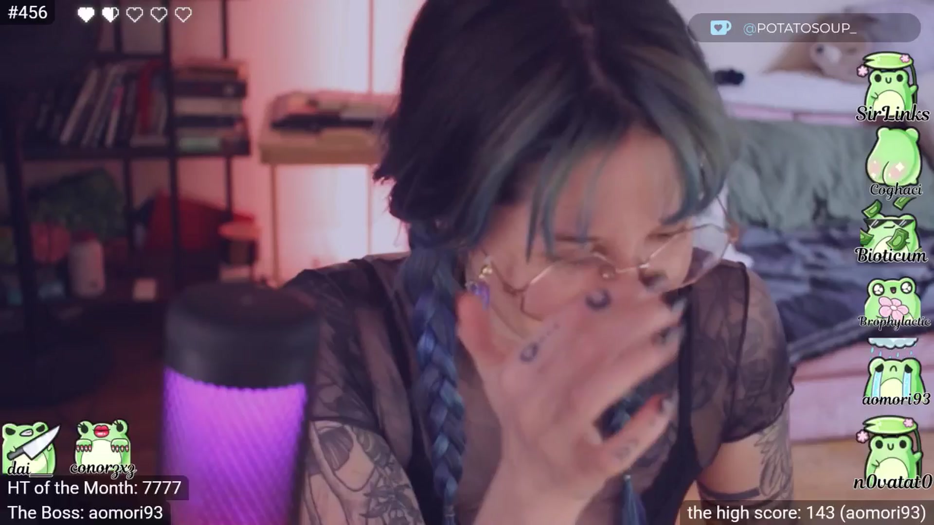 Gallery image thumbnail from sluttypotato's myfreecams stream on, 03/12/2026, 23:46 image 20 of 20
