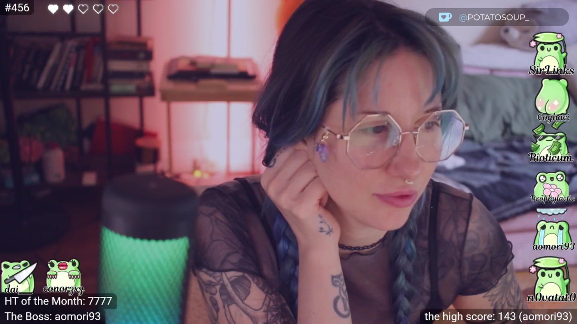 Gallery image thumbnail from sluttypotato's myfreecams stream on, 03/12/2026, 23:46 image 17 of 20