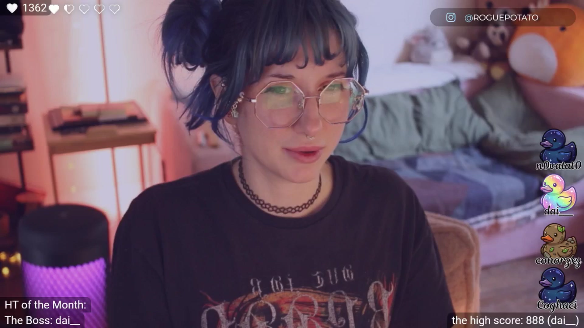 Gallery image thumbnail from sluttypotato's myfreecams stream on, 04/04/2026, 24:01 image 7 of 20