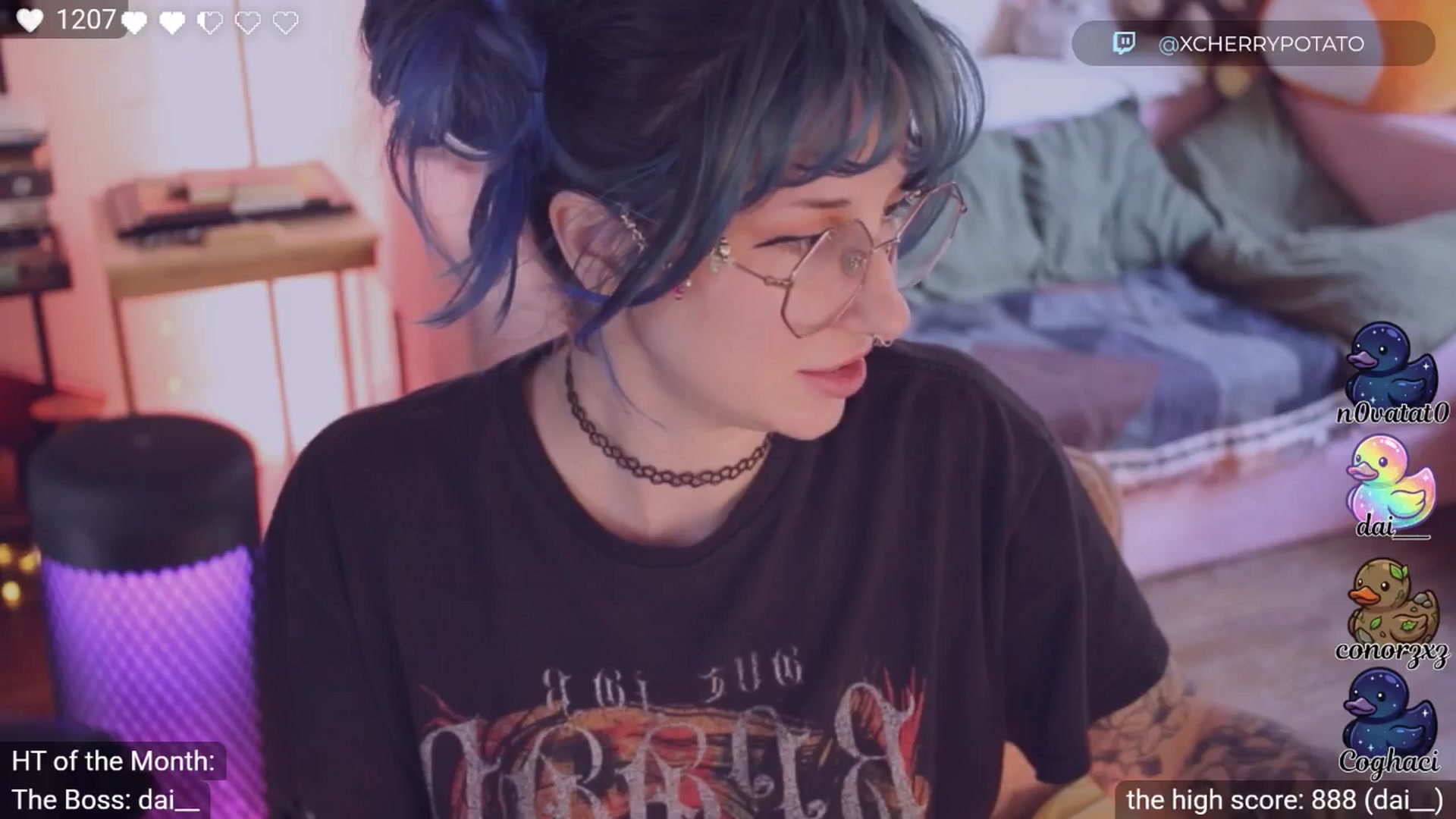 Gallery image thumbnail from sluttypotato's myfreecams stream on, 04/04/2026, 24:01 image 15 of 20