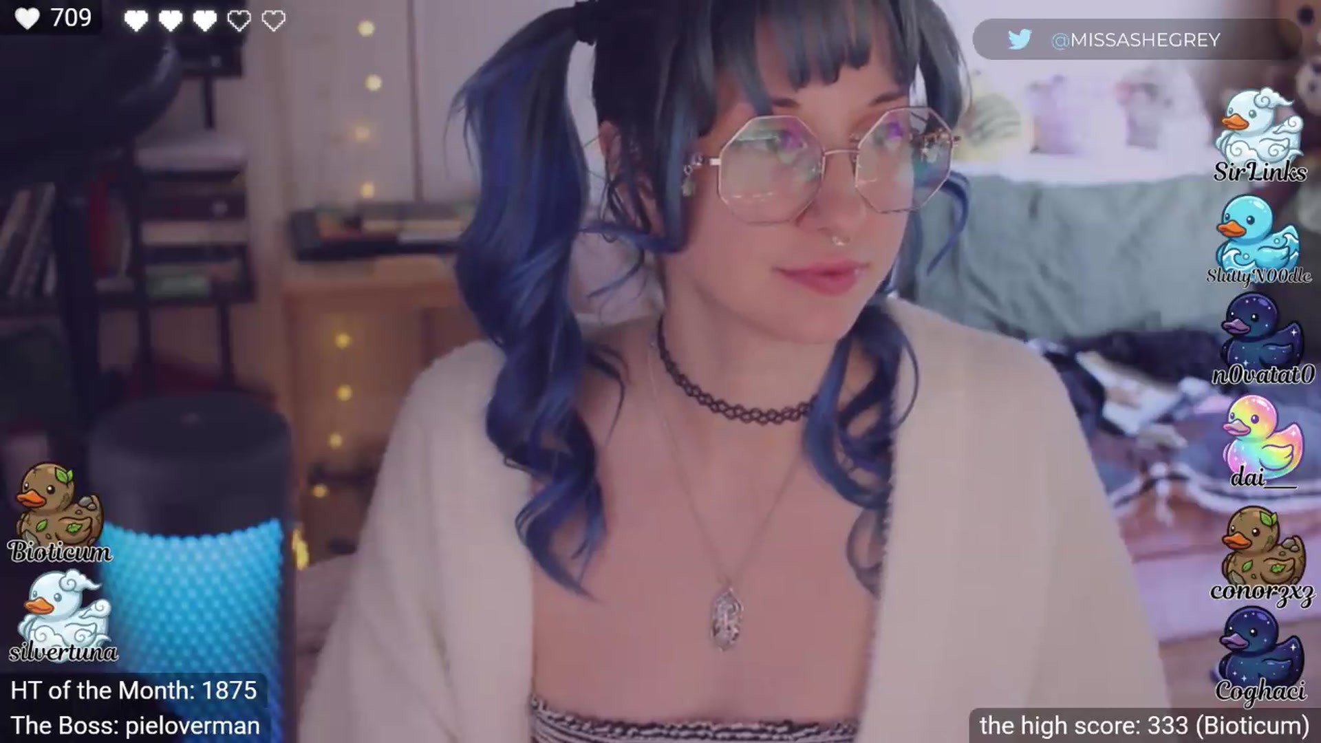 Gallery image thumbnail from sluttypotato's myfreecams stream on, 04/17/2026, 01:11 image 20 of 20