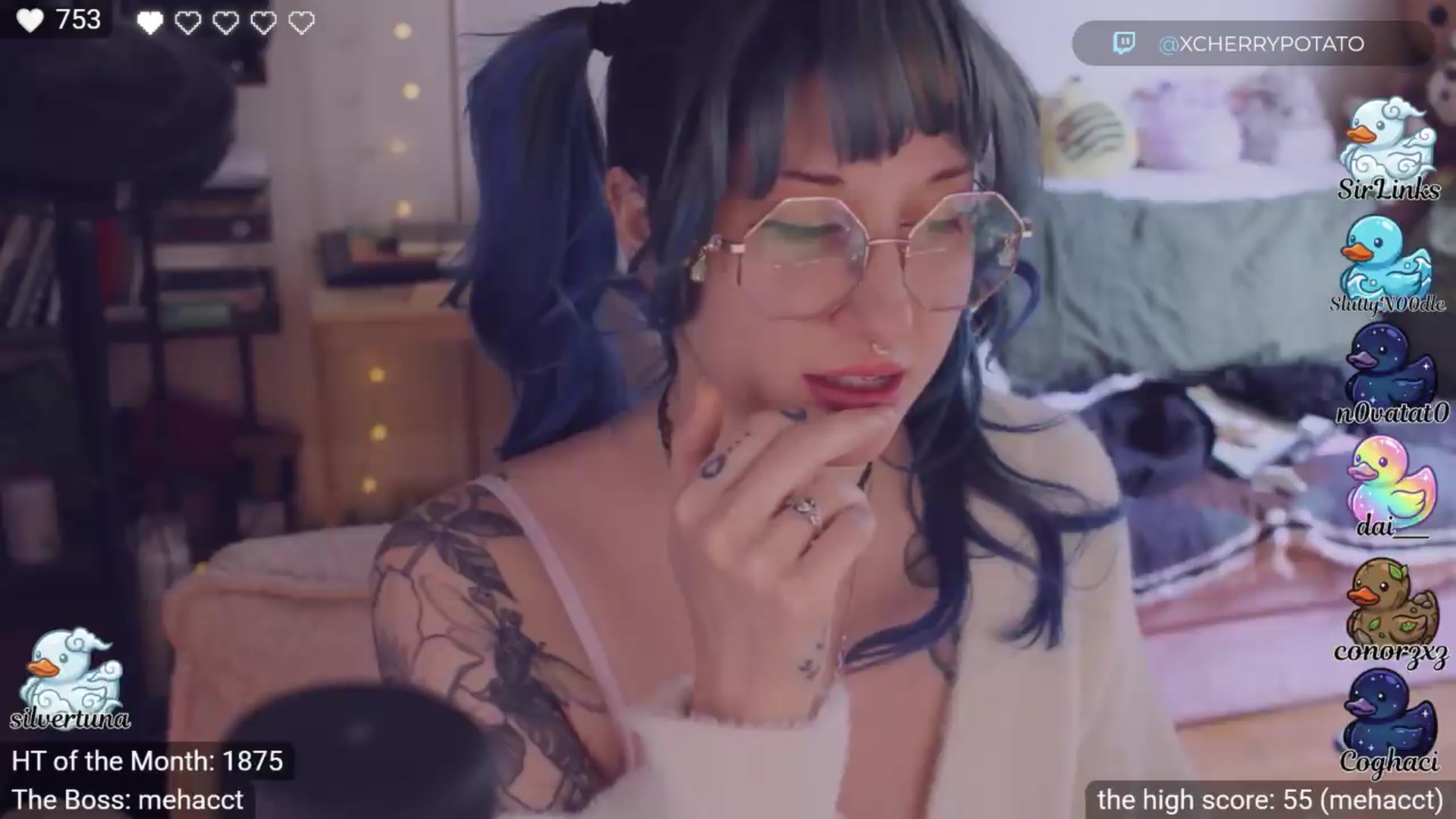 Gallery image thumbnail from sluttypotato's myfreecams stream on, 04/17/2026, 01:11 image 5 of 20