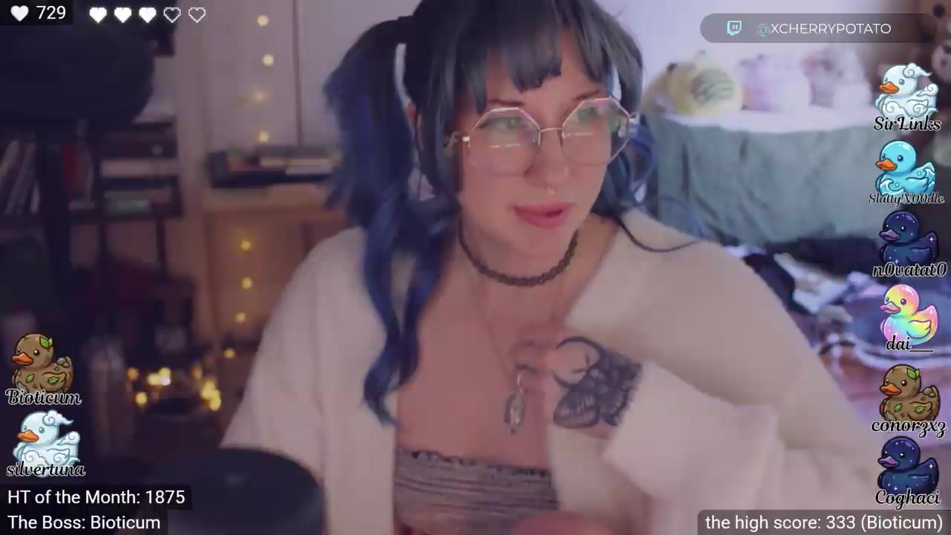 Gallery image thumbnail from sluttypotato's myfreecams stream on, 04/17/2026, 01:11 image 13 of 20