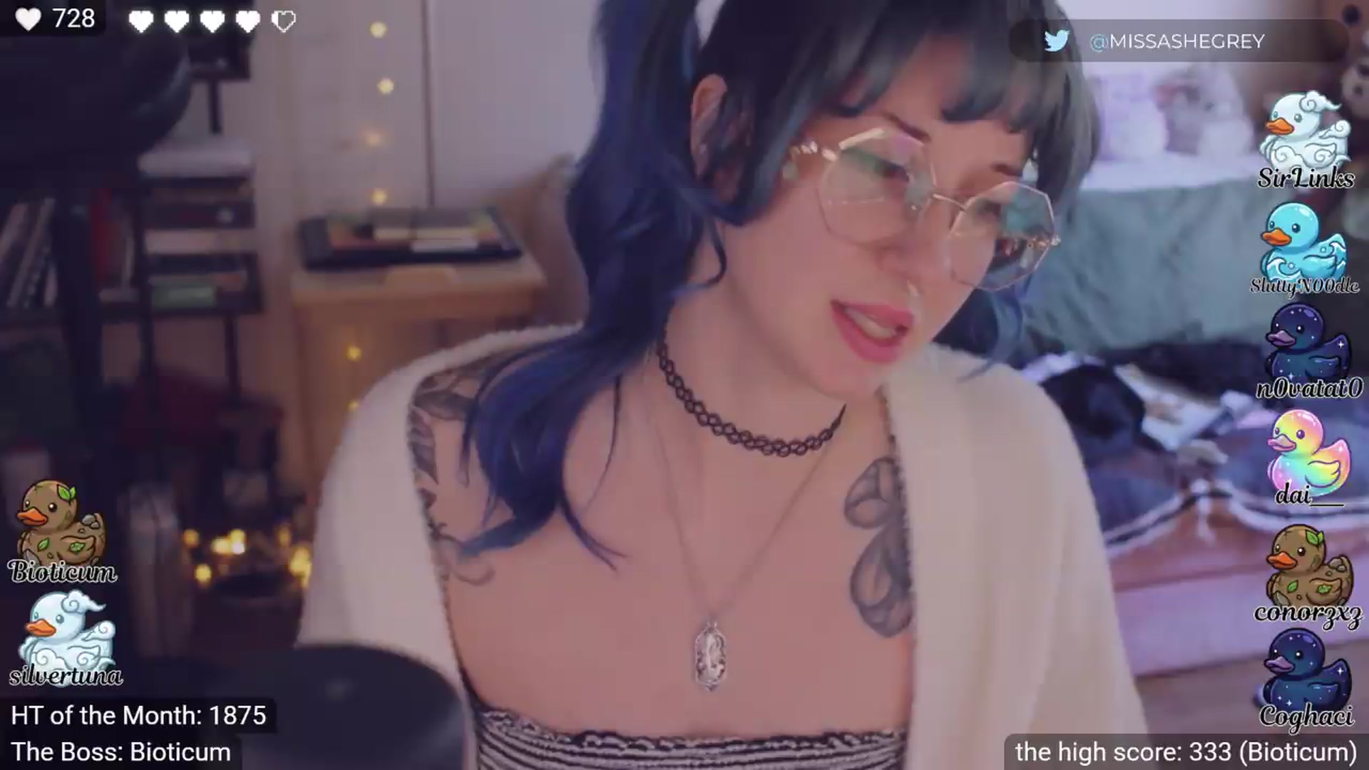 Gallery image thumbnail from sluttypotato's myfreecams stream on, 04/17/2026, 01:11 image 12 of 20