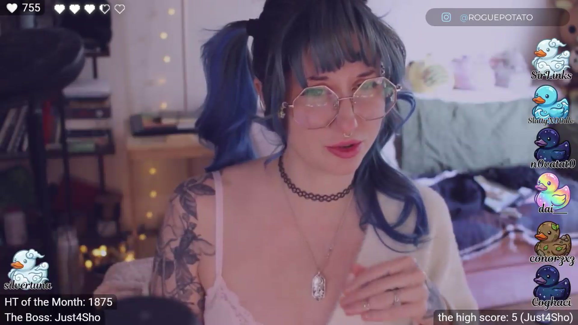 Gallery image thumbnail from sluttypotato's myfreecams stream on, 04/17/2026, 01:11 image 3 of 20
