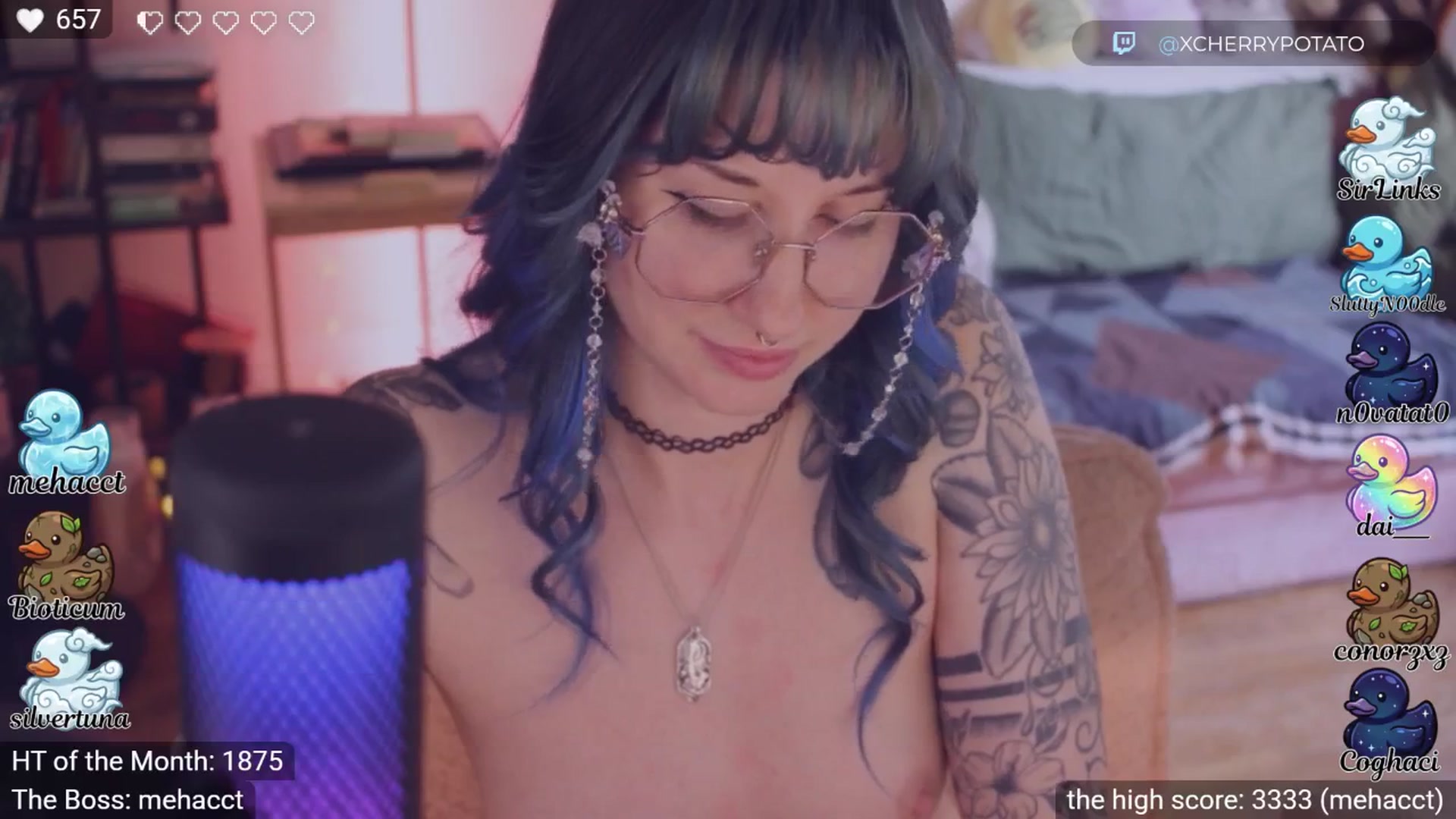 Gallery image thumbnail from sluttypotato's myfreecams stream on, 04/18/2026, 01:51 image 15 of 20
