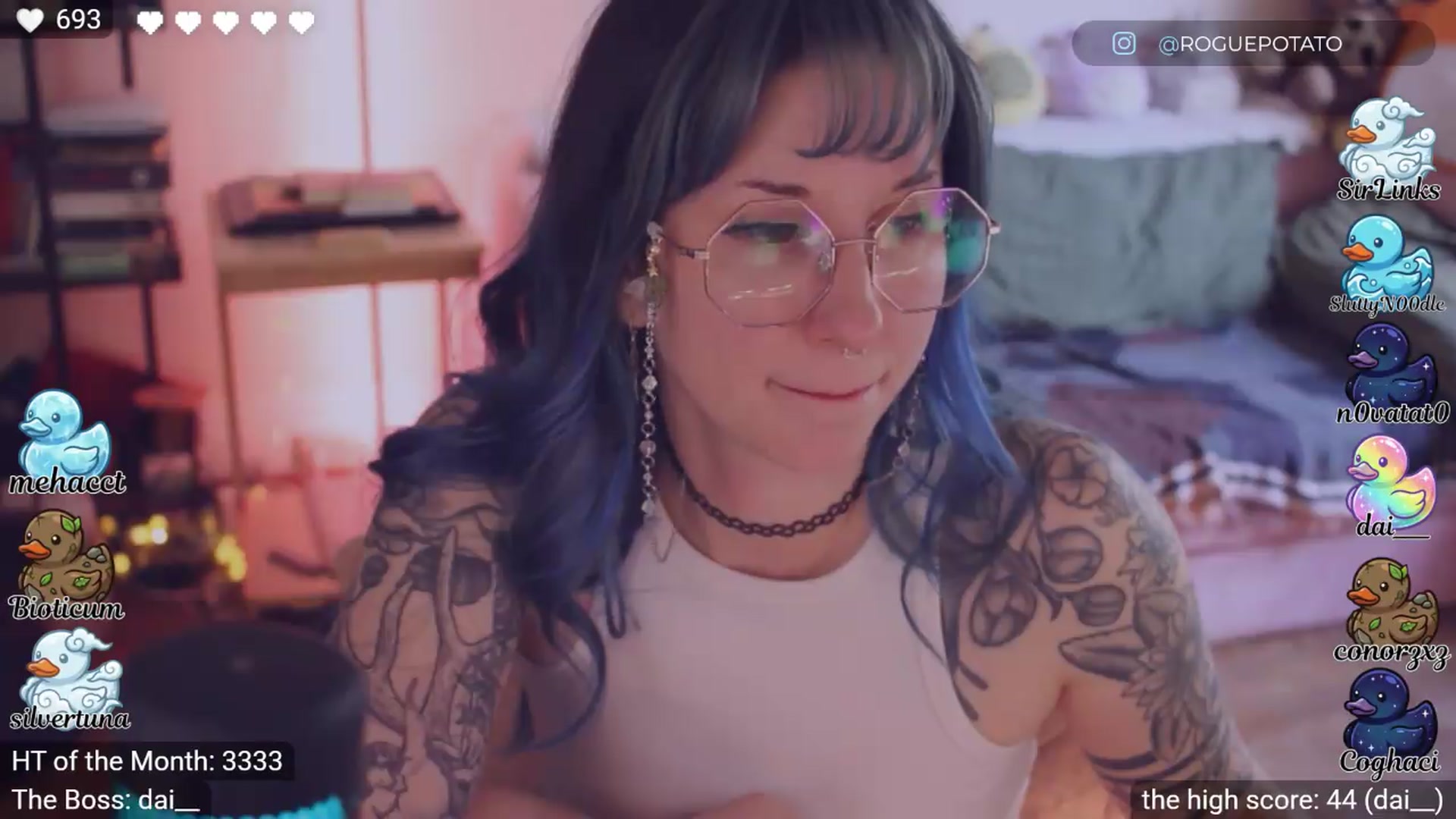 Gallery image thumbnail from sluttypotato's myfreecams stream on, 04/18/2026, 23:41 image 9 of 20