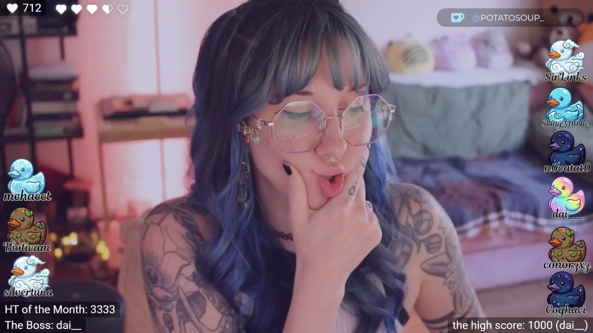 Gallery image thumbnail from sluttypotato's myfreecams stream on, 04/20/2026, 24:41 image 19 of 20
