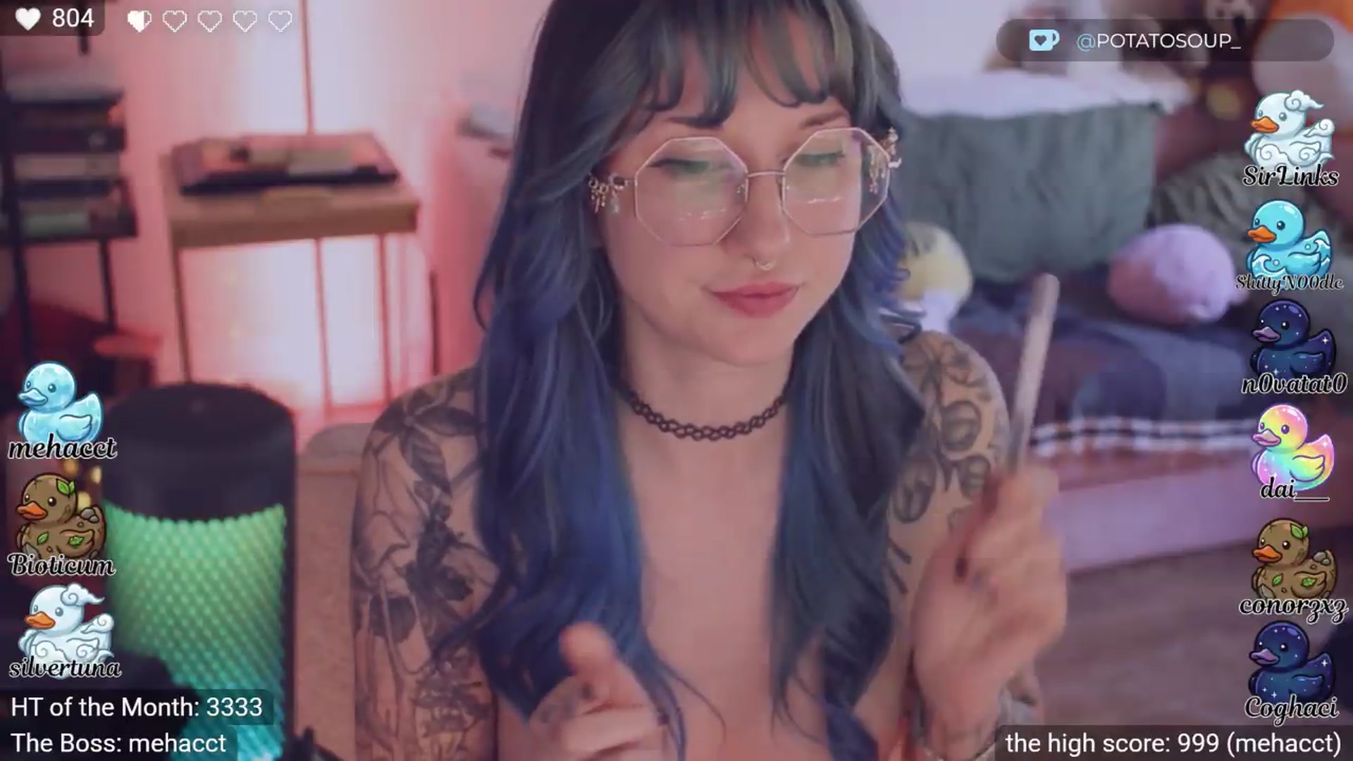 Gallery image thumbnail from sluttypotato's myfreecams stream on, 04/24/2026, 01:05 image 18 of 20