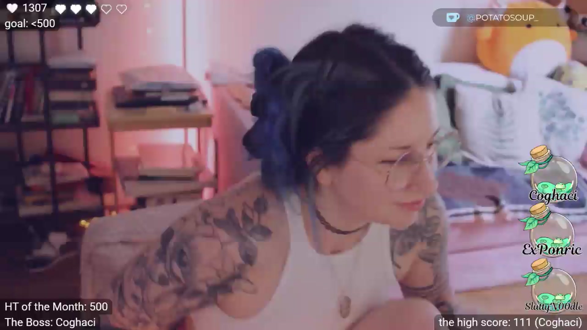 Gallery image thumbnail from sluttypotato's myfreecams stream on, 06/05/2026, 24:33 image 11 of 20