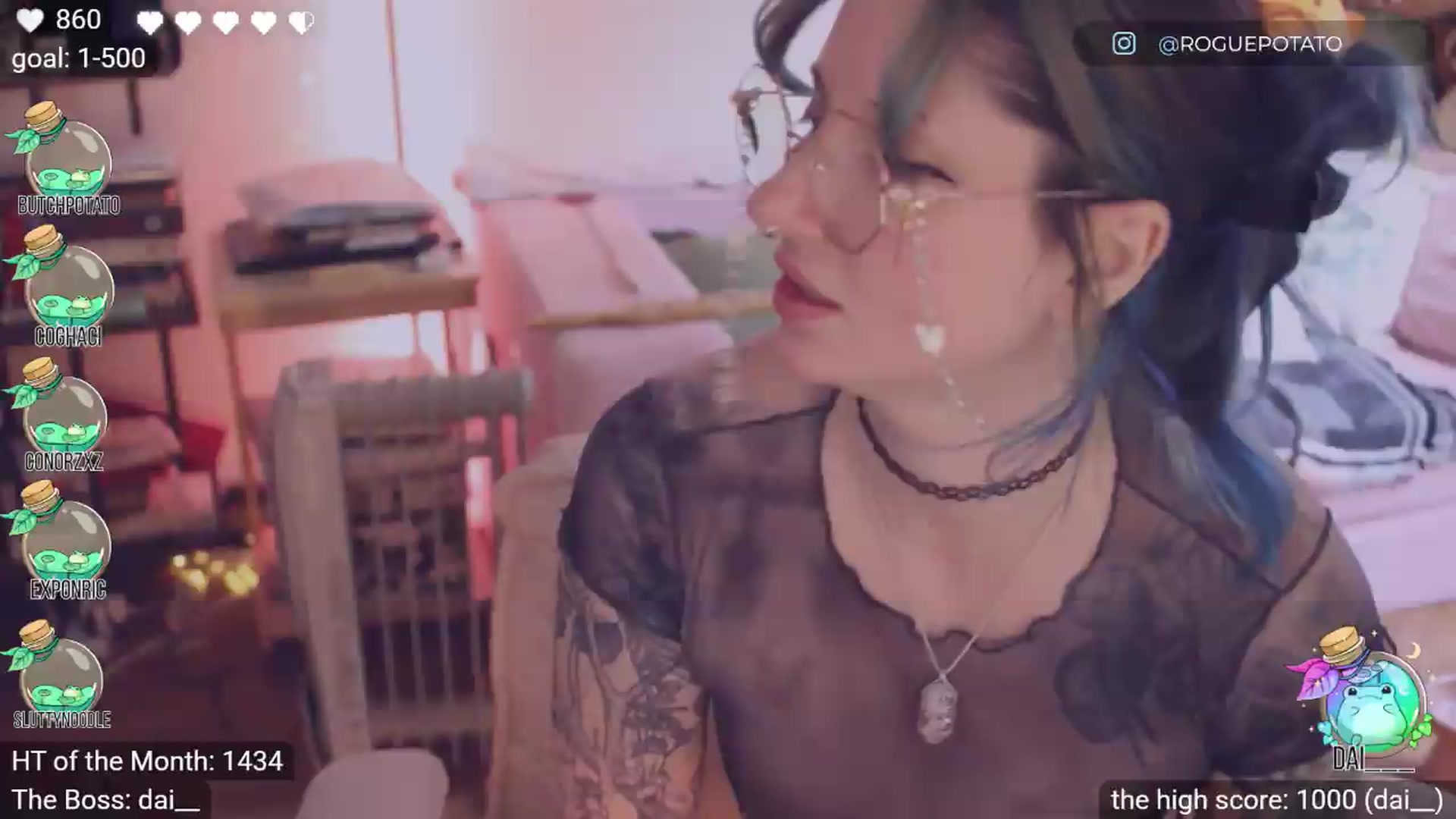 Gallery image thumbnail from sluttypotato's myfreecams stream on, 06/07/2026, 24:52 image 6 of 20
