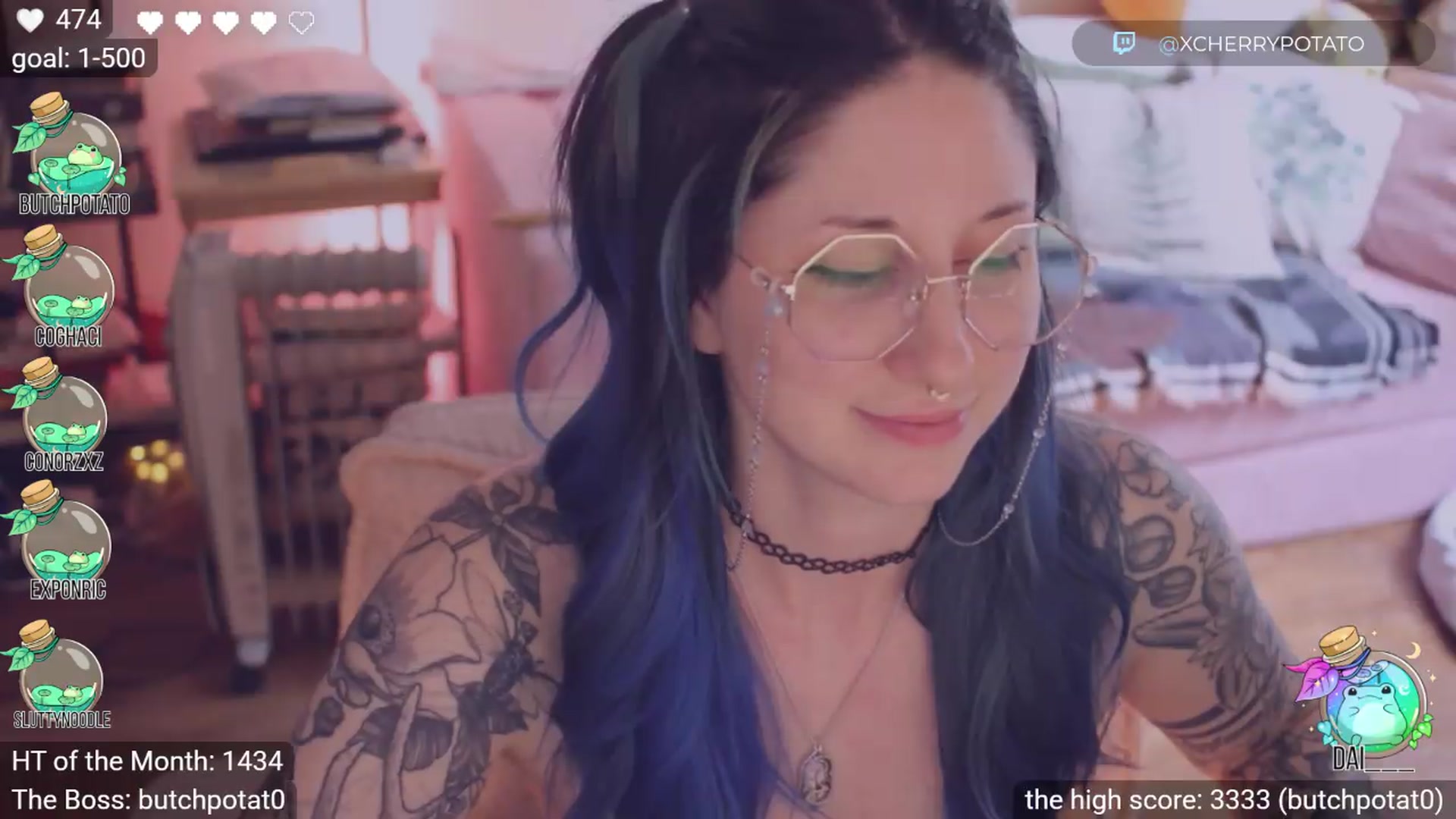 Gallery image thumbnail from sluttypotato's myfreecams stream on, 06/08/2026, 24:01 image 18 of 20